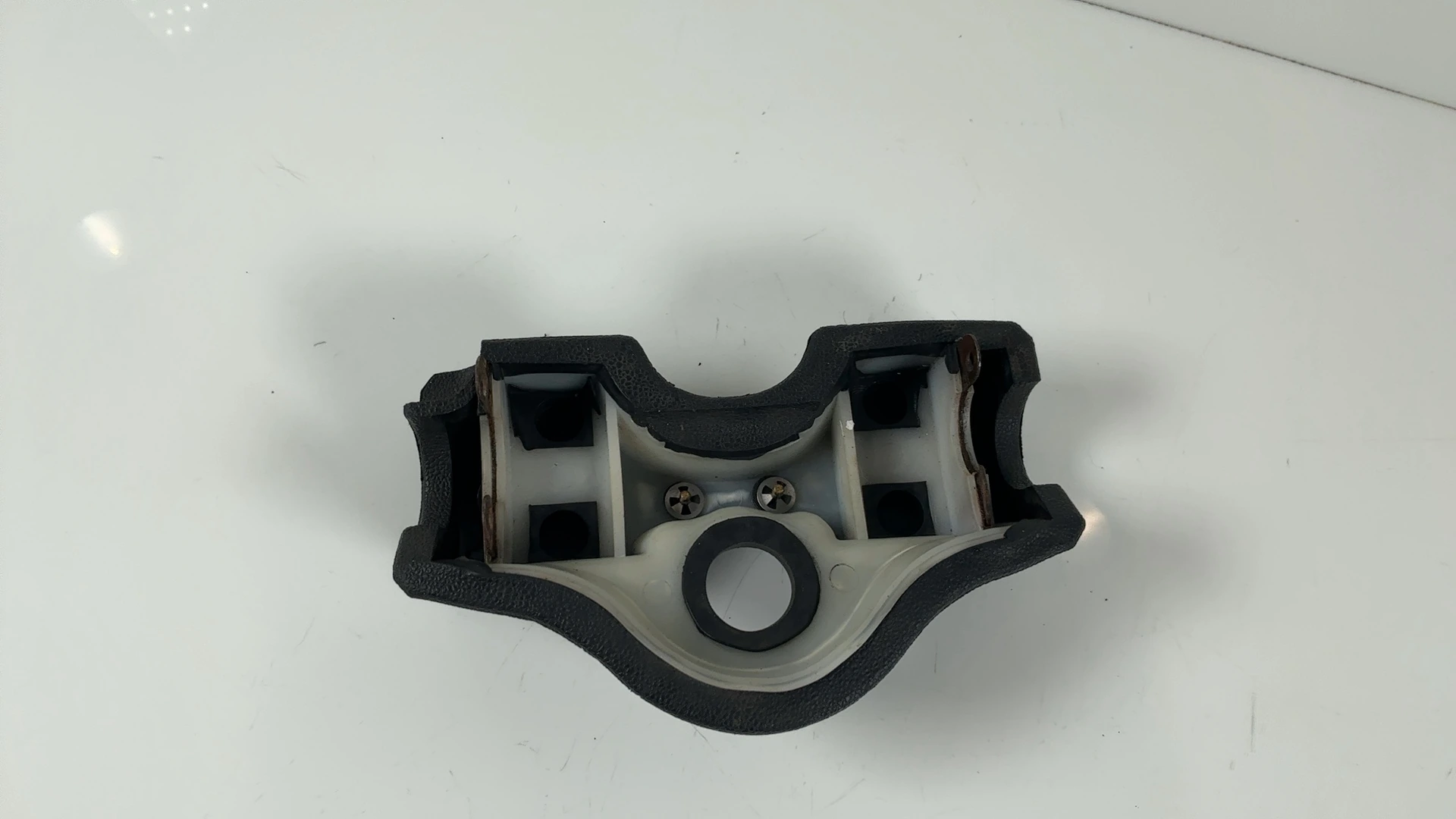 Suzuki GS850G GS850 850cc Handlebar Trim Cover Pad 1980 1981 OEM 56170-45100 - Image 5