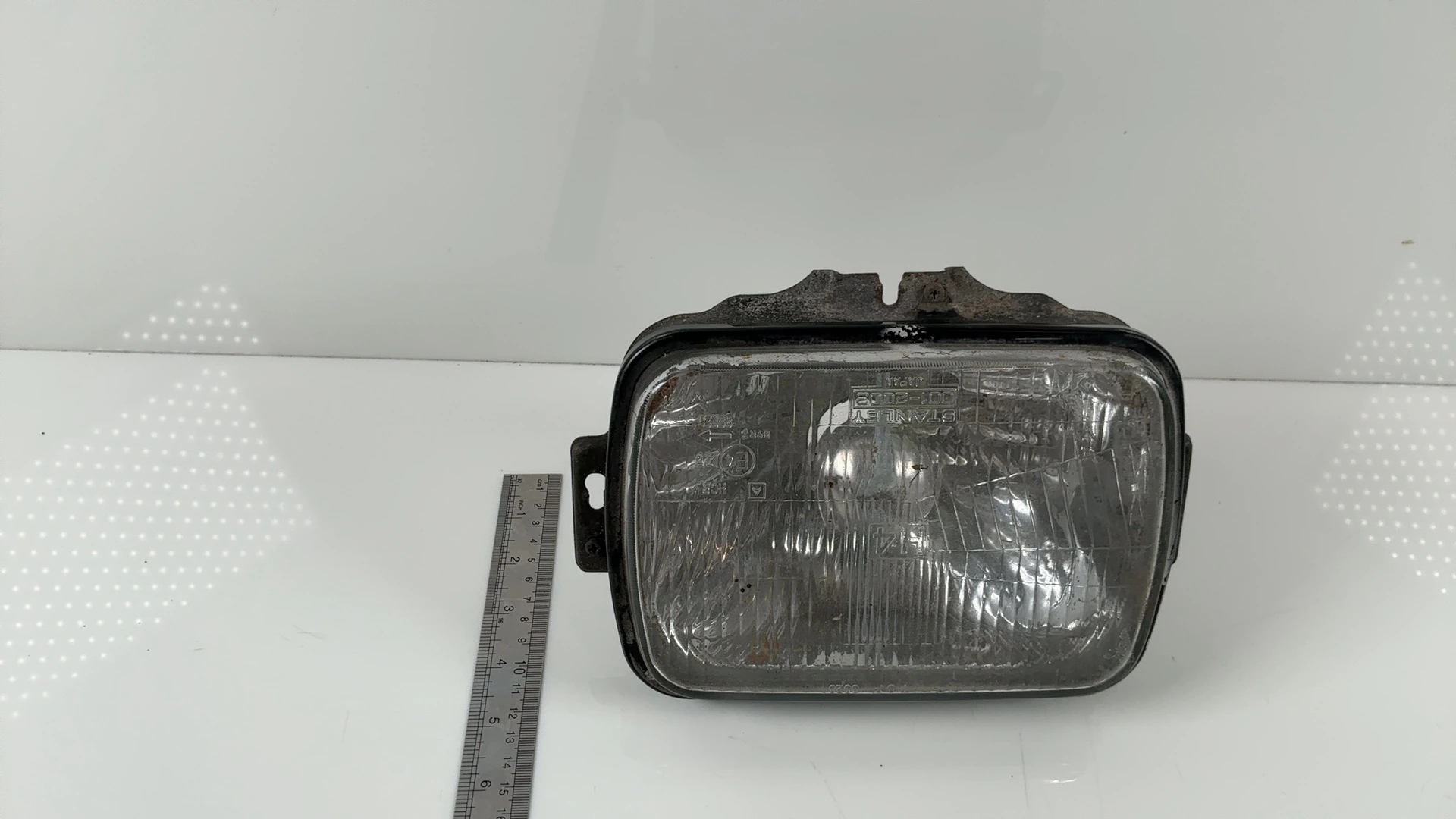 Honda Interceptor VF750F 750 Headlight 1983 1984 1985 OEM 33100-MB2-671 - Image 3