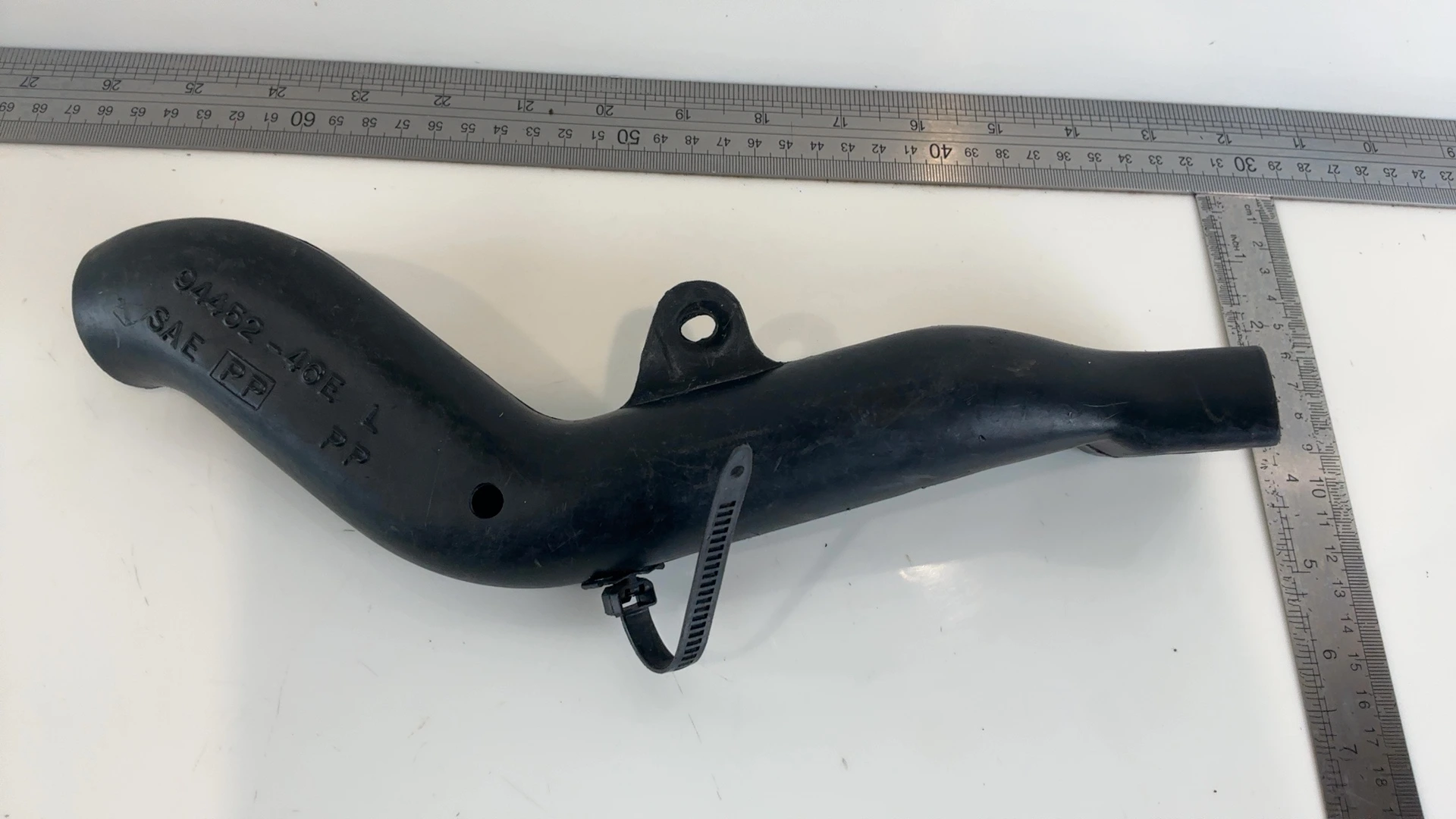 Suzuki GSXR 750 GSXR1100 750cc Ram Air Intake Pipe Hose 1993-98 OEM 94452-46E00 - Image 3