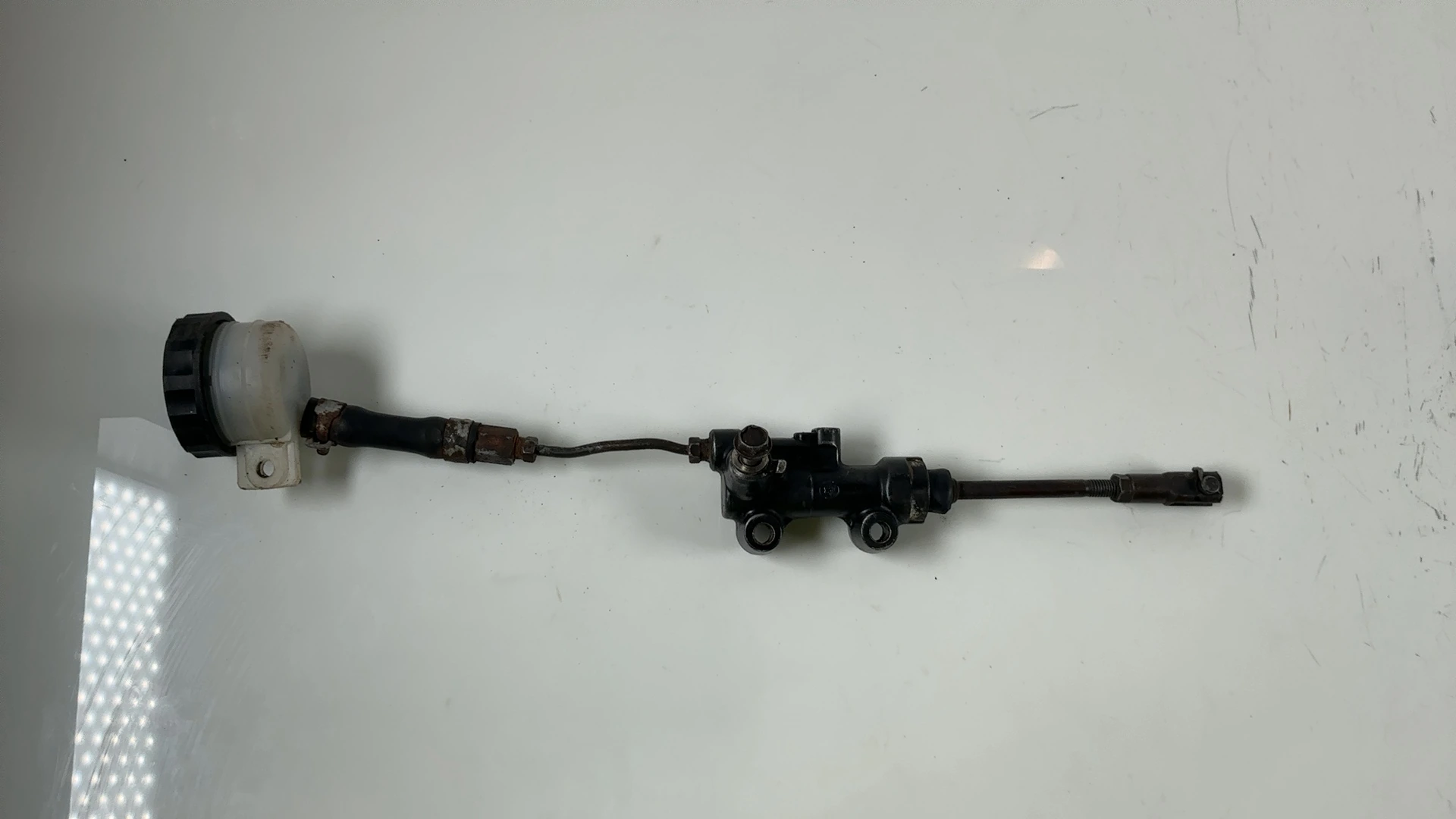 Kawasaki GPZ1000RX Rear Brake Master Cylinder 1986-87 OEM 43015-1290 - Image 2