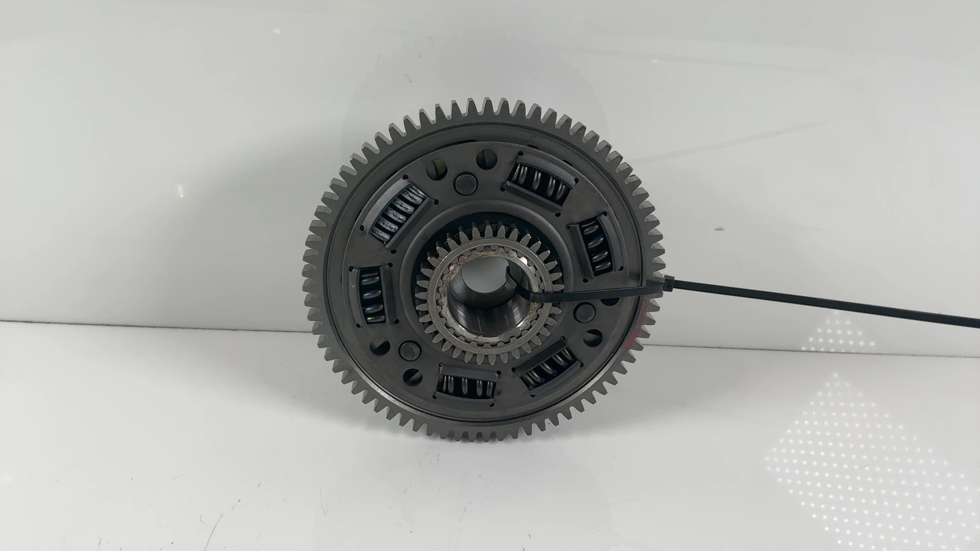 Suzuki GSXR600 GN76A 600 Clutch Outer Basket 1997-2000 OEM 21200-31890 - Image 2