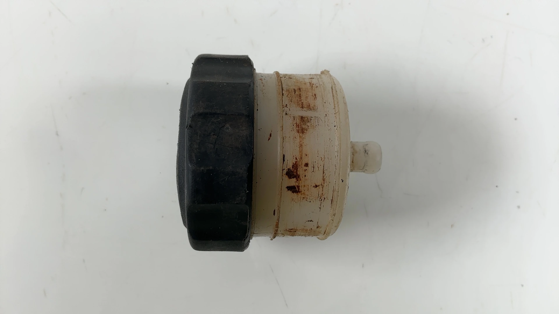 Suzuki GS550 GS550E GS550L 550cc Rear Brake Reservoir 1977-1982 OEM 69740-470V0 - Image 6