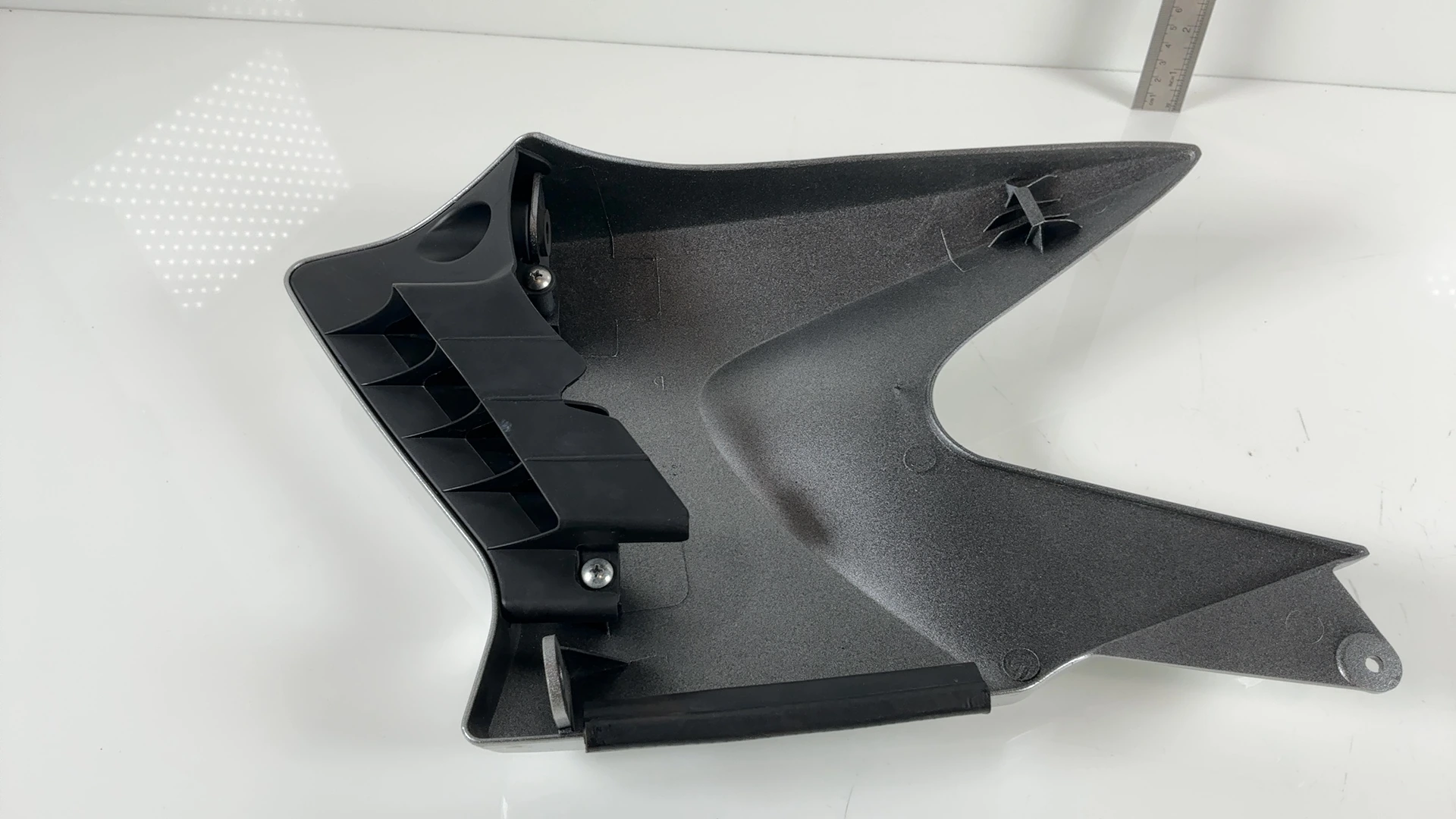 Yamaha YBR 125 51D 125cc Right Front Fuel Tank Cover 2010 2011 51D-W137X-00-P4 - Image 5