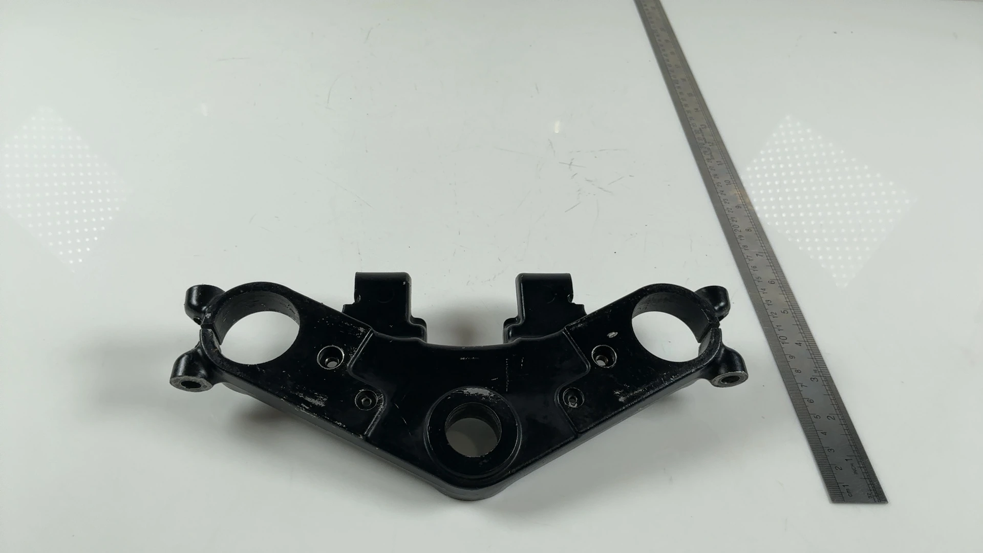 Kawasaki GPz750 ZX750A 750cc Upper Triple Tree Clamp 1983-1985 OEM 44039-1073 - Image 3