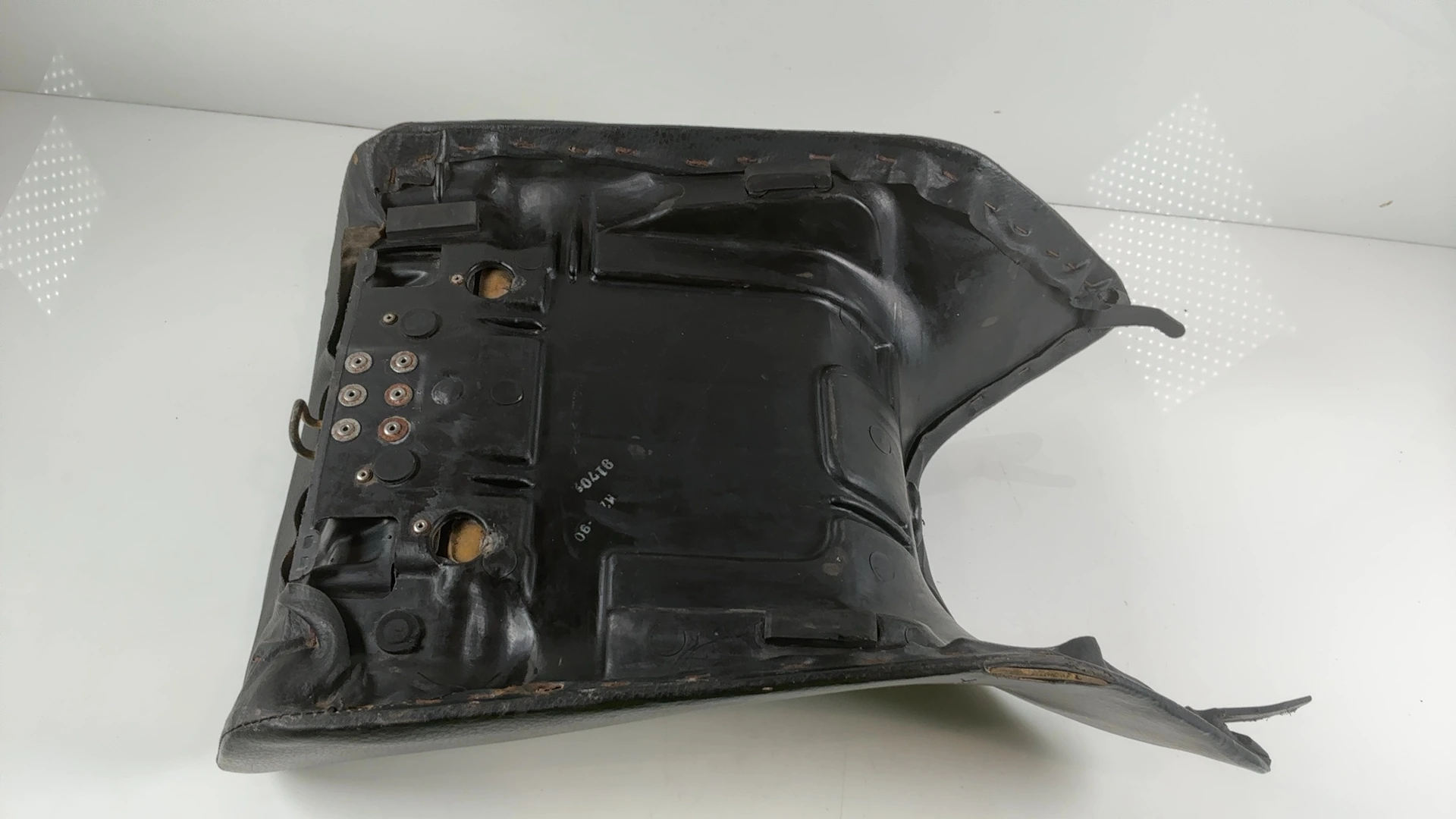 Honda ST1100 ST1100A 1100 Front Rider Seat 1990-2002 OEM 77200-MT3-000ZA - Image 7