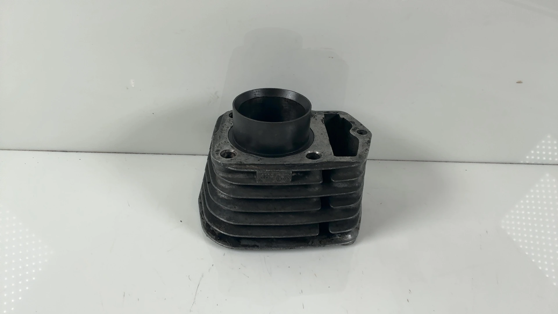 Honda CB100 CL100 SL100 XL100 100cc Cylinder Barrel Jug 1970-1977 12100-107-710