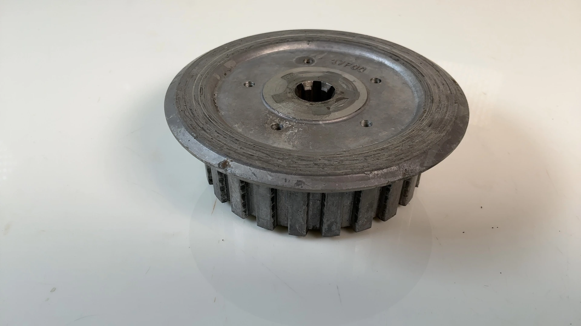 Yamaha YZ80 YZ 80 80cc Clutch Boss Inner Hub 1993-2001 OEM 37F-16371-01-00 - Image 7
