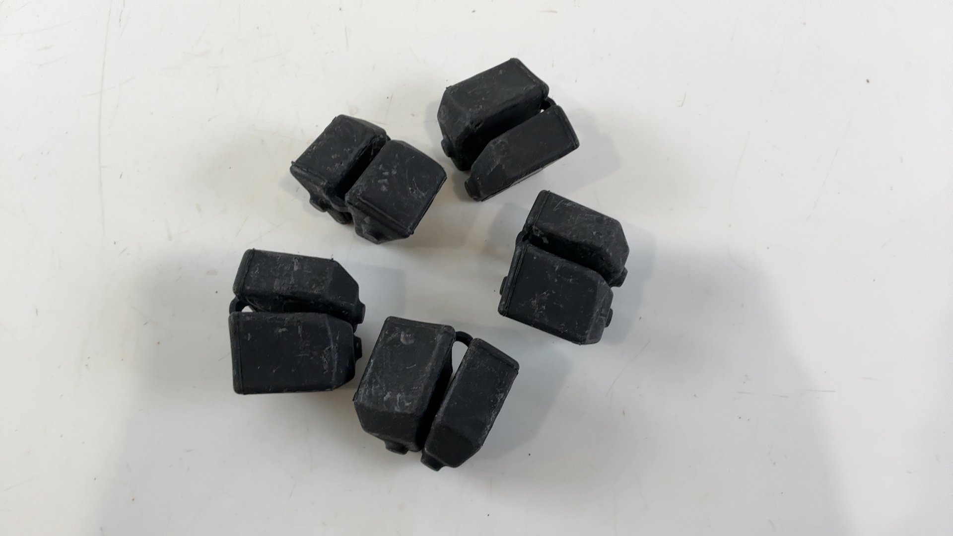 Triumph Sprint ST RS 955i 955cc Rear Cush Drive Damper Rubber 1997-2004 T2012400 - Image 4