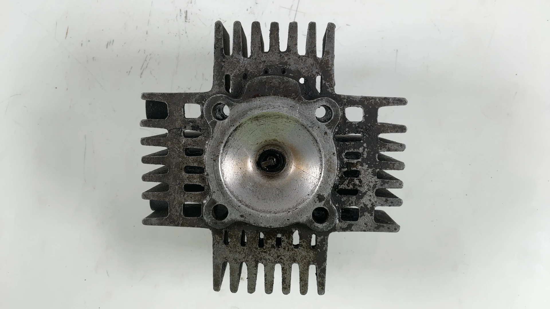 Yamaha G5 80cc Cylinder Head 1969-1972 OEM 233-11111-00-00 - Image 6