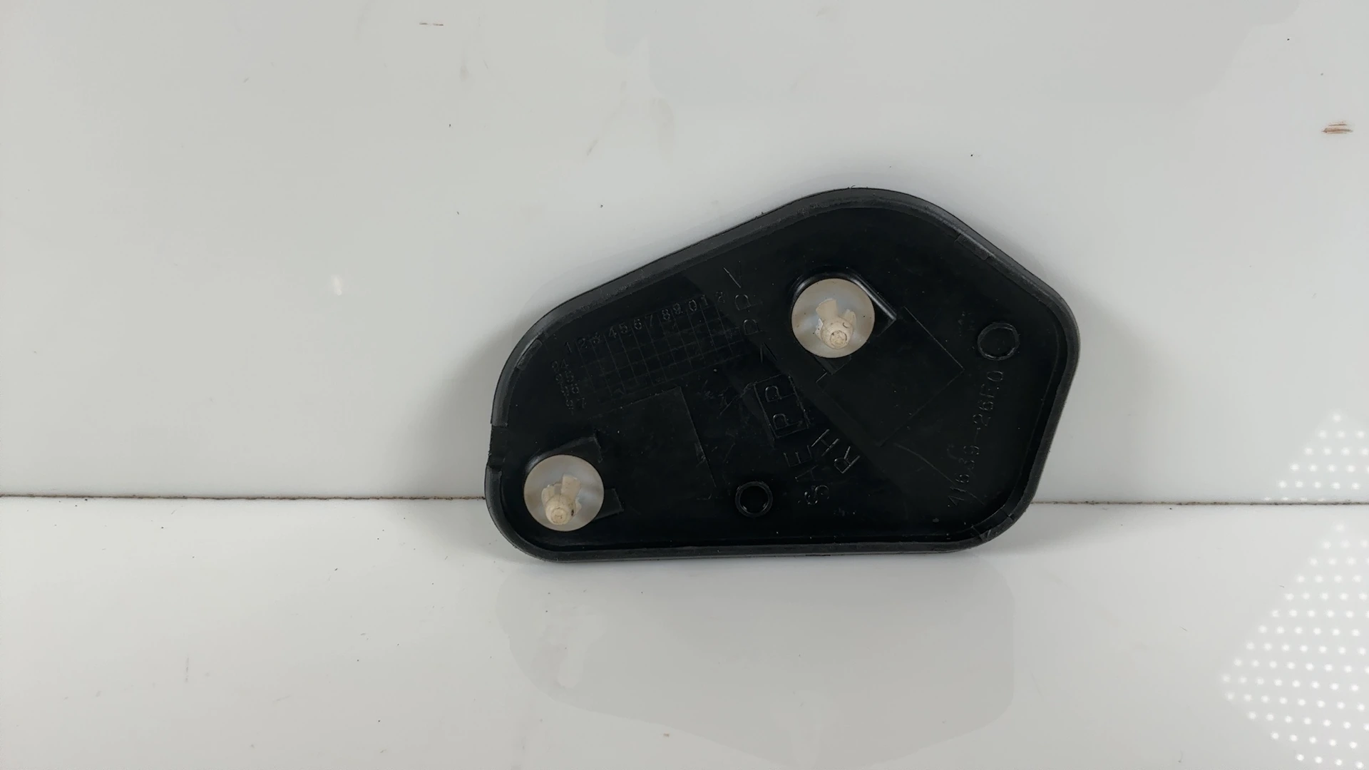 Suzuki Bandit GSF1200 GSF1200S Right Frame Infill Cover 1997-2000 41639-26E00 - Image 2