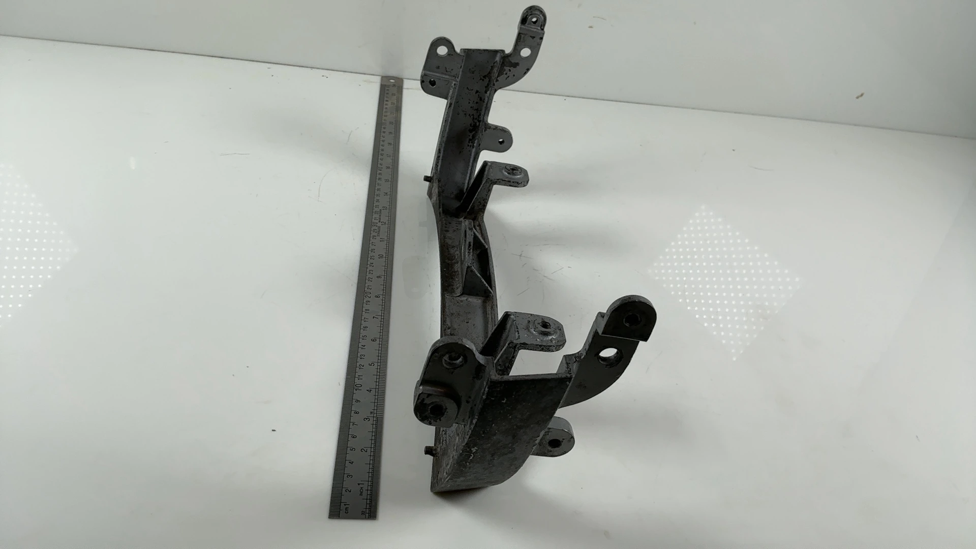 Kawasaki Ninja ZX600A 600cc Front Center Fairing Bracket 1985-89 OEM 35011-1246 - Image 4