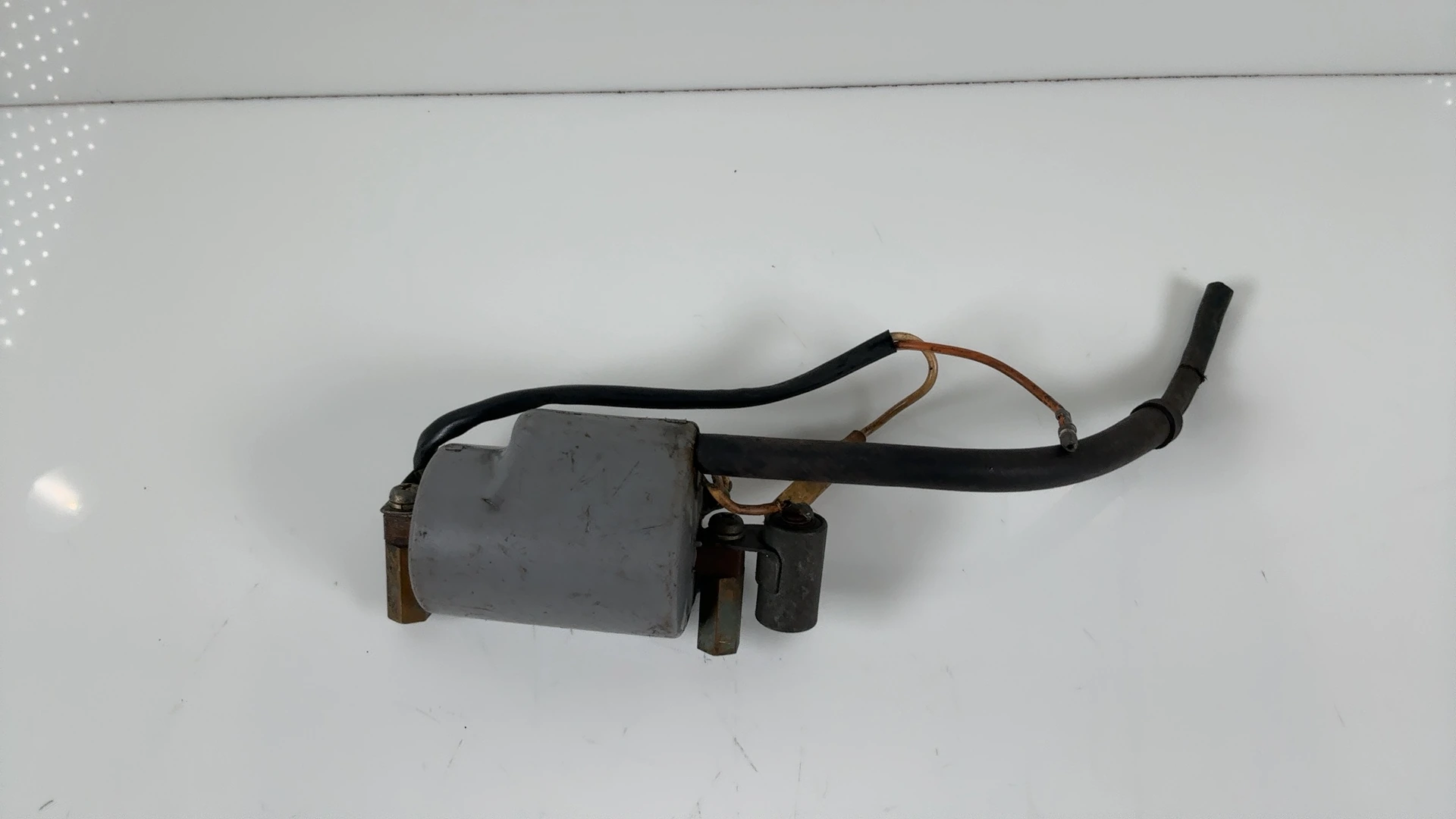 Suzuki GS450L GS450 450cc Ignition Coil 1980-1985 OEM 33410-44120 - Image 3
