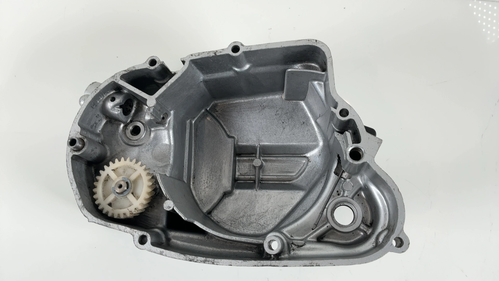 Yamaha RX100 RXS100 100cc Clutch Engine Cover 1976-1996 OEM 1V1-E5421-00-00 - Image 16