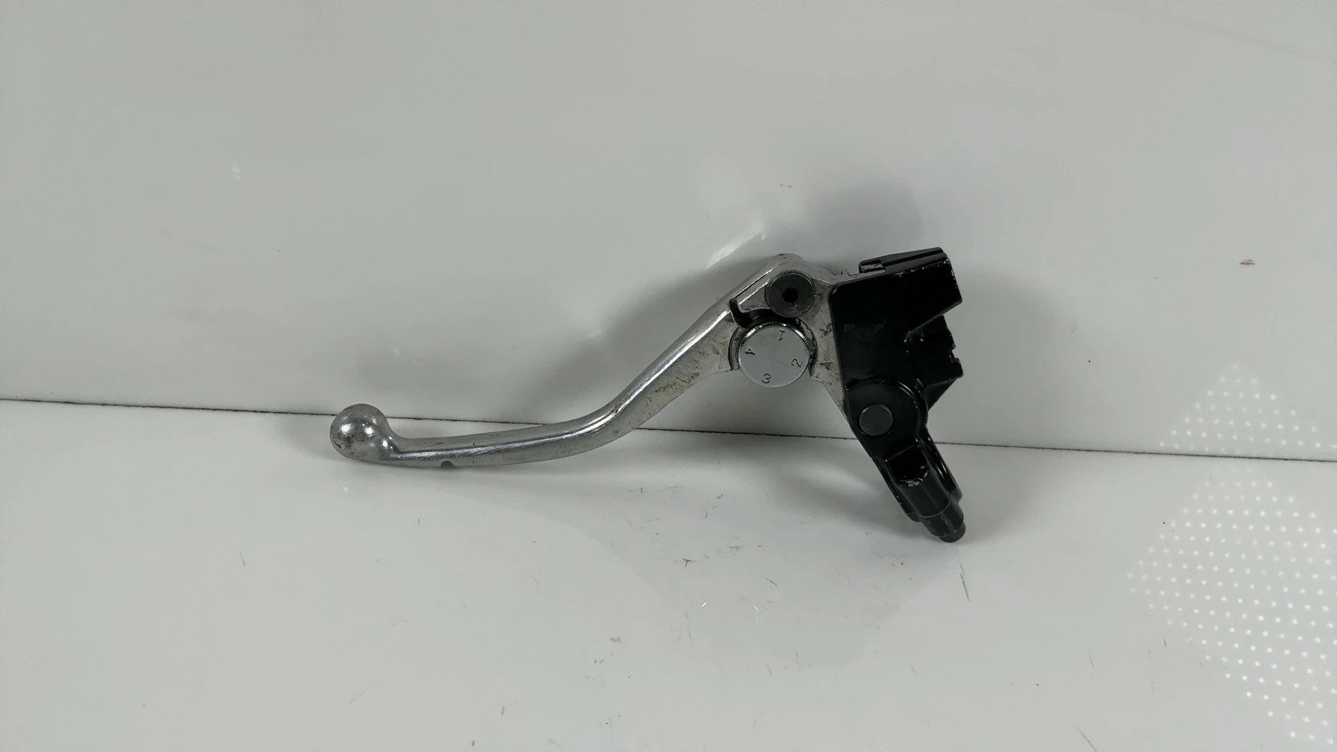 Triumph Sprint ST 1050 1050cc Clutch Lever Assembly 2005-2011 OEMT 2046527 - Image 2