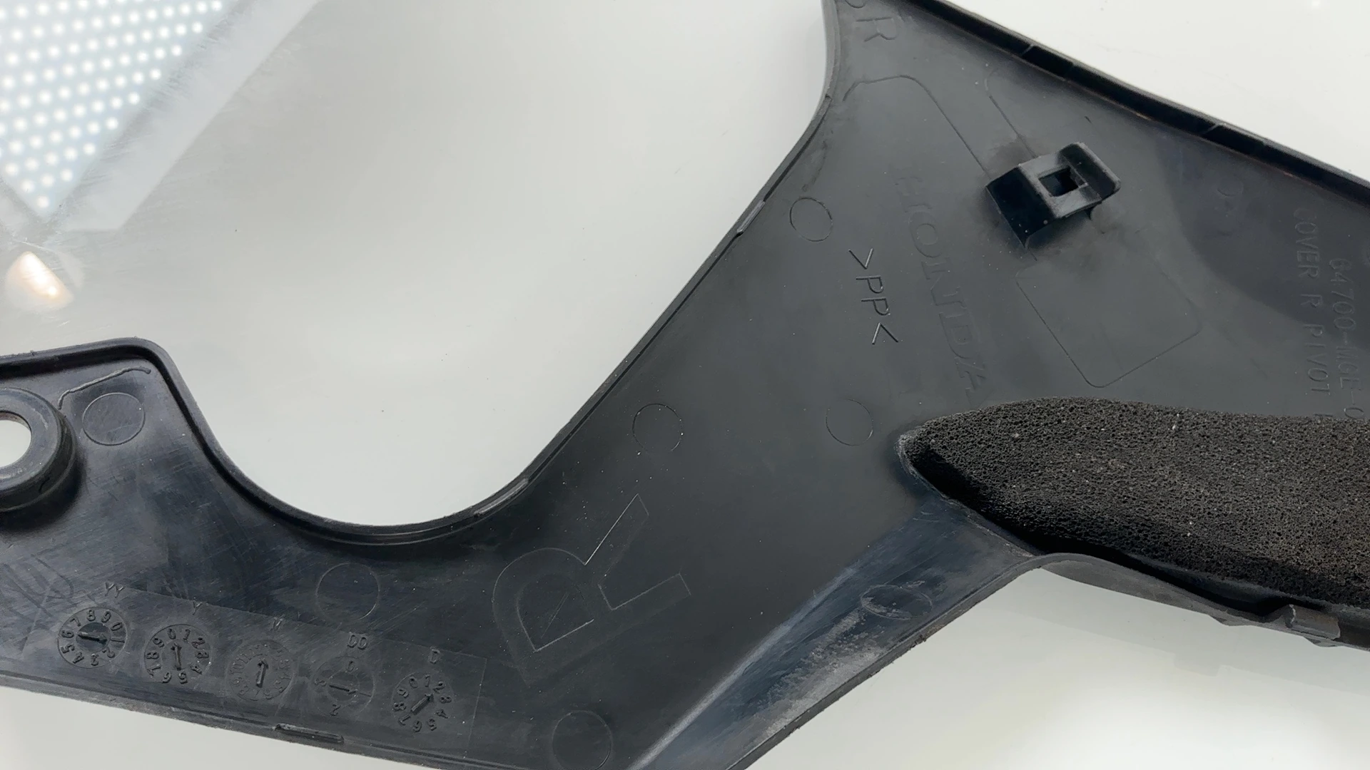 Honda VFR1200F 1200 Left Frame Pivot Plate Cover 2010-2017 OEM 64800-MGE-000 - Image 5