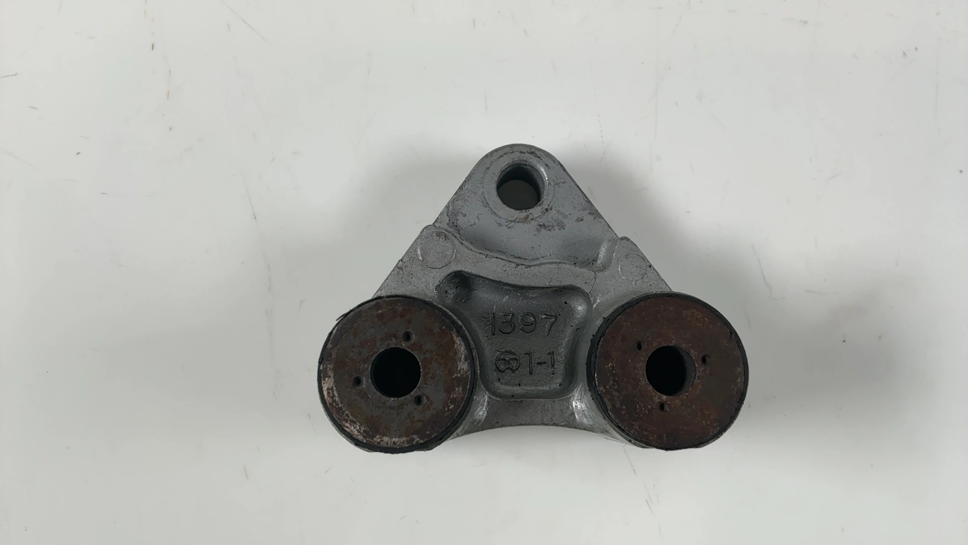 Kawasaki GPZ1000RX ZX1000A 1000cc Engine Mount Bracket 1986-1988 OEM 32029-1397 - Image 6