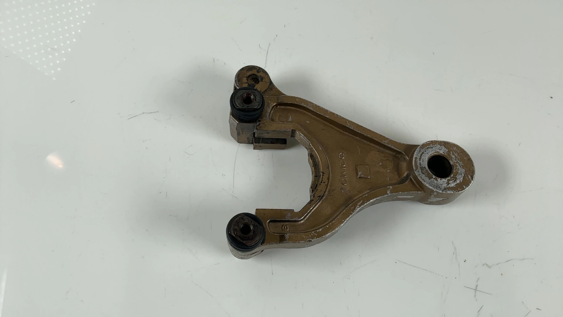 Kawasaki Spectre KZ1100 1100cc Rear Brake Caliper Bracket 1982 OEM 43041-1057 - Image 3