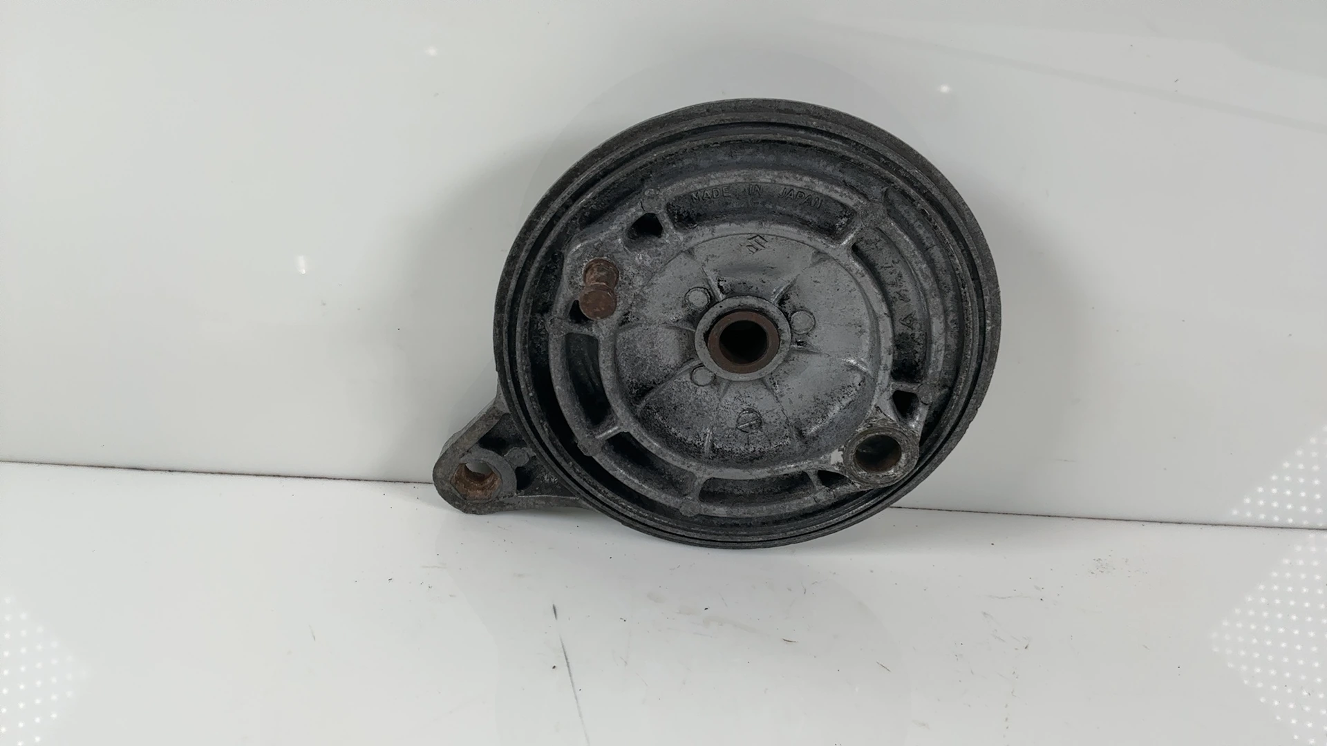 Suzuki RG125 Gamma 125 Rear Brake Plate Hub Drum 1984 1985 OEM 64210-12C00 - Image 2