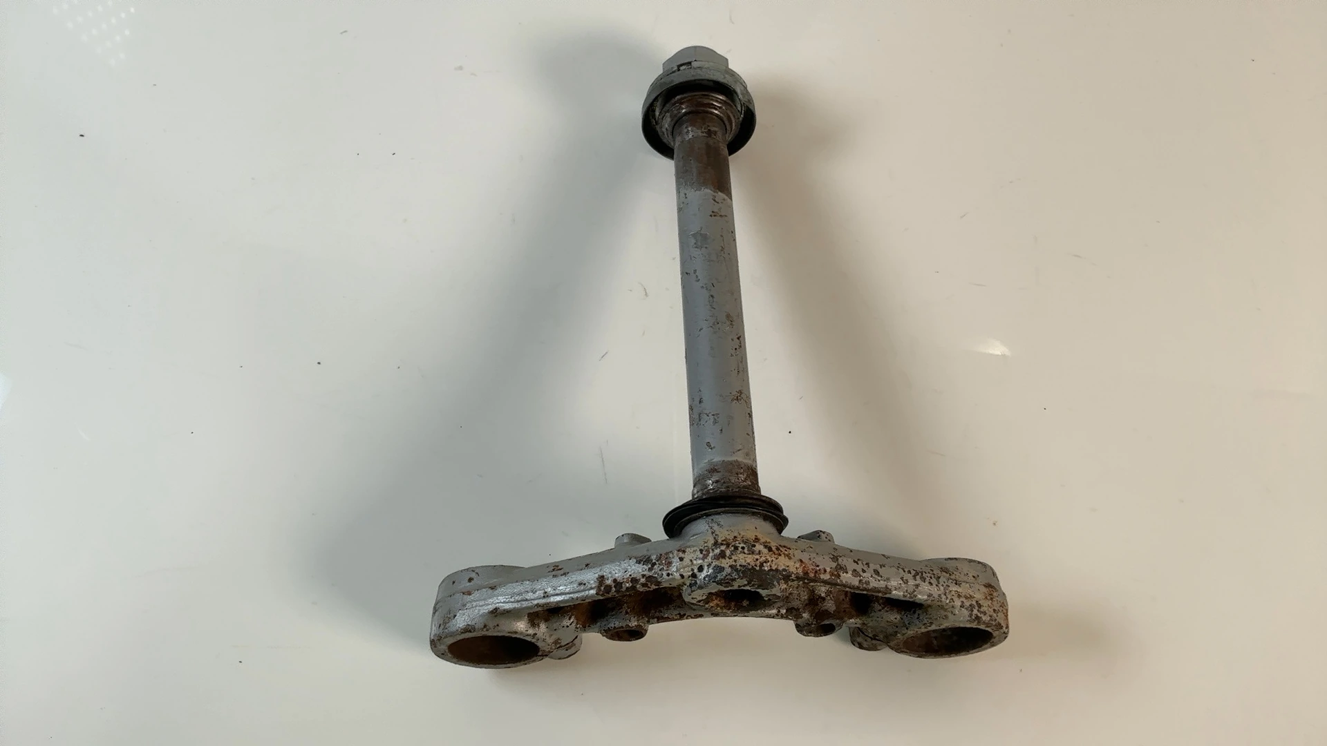 Honda NS125R TC01 124cc Lower Triple Tree Stem 1984-1987 OEM 53200-KR1-760 - Image 2