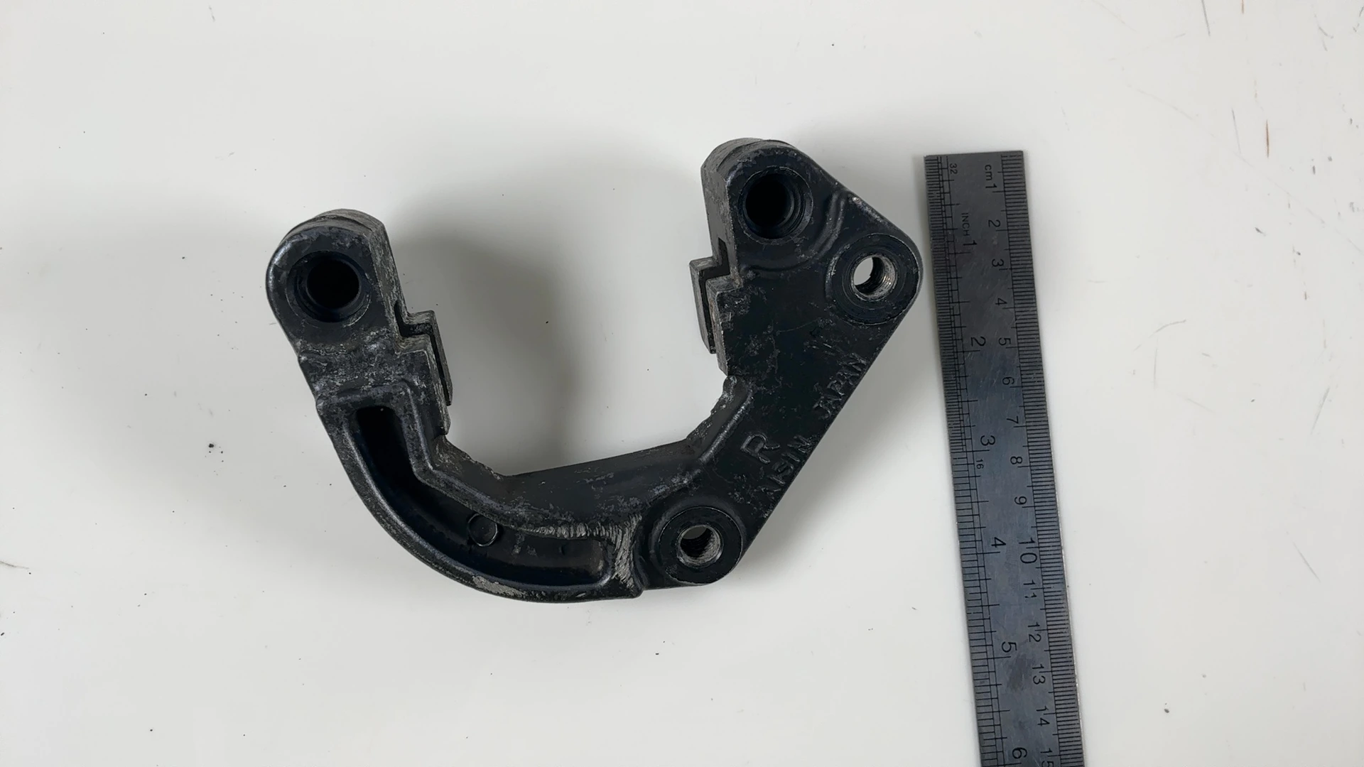 Suzuki GS650G GS650 650cc Front Brake Caliper Bracket 1981 1982 OEM 59100-45881 - Image 3
