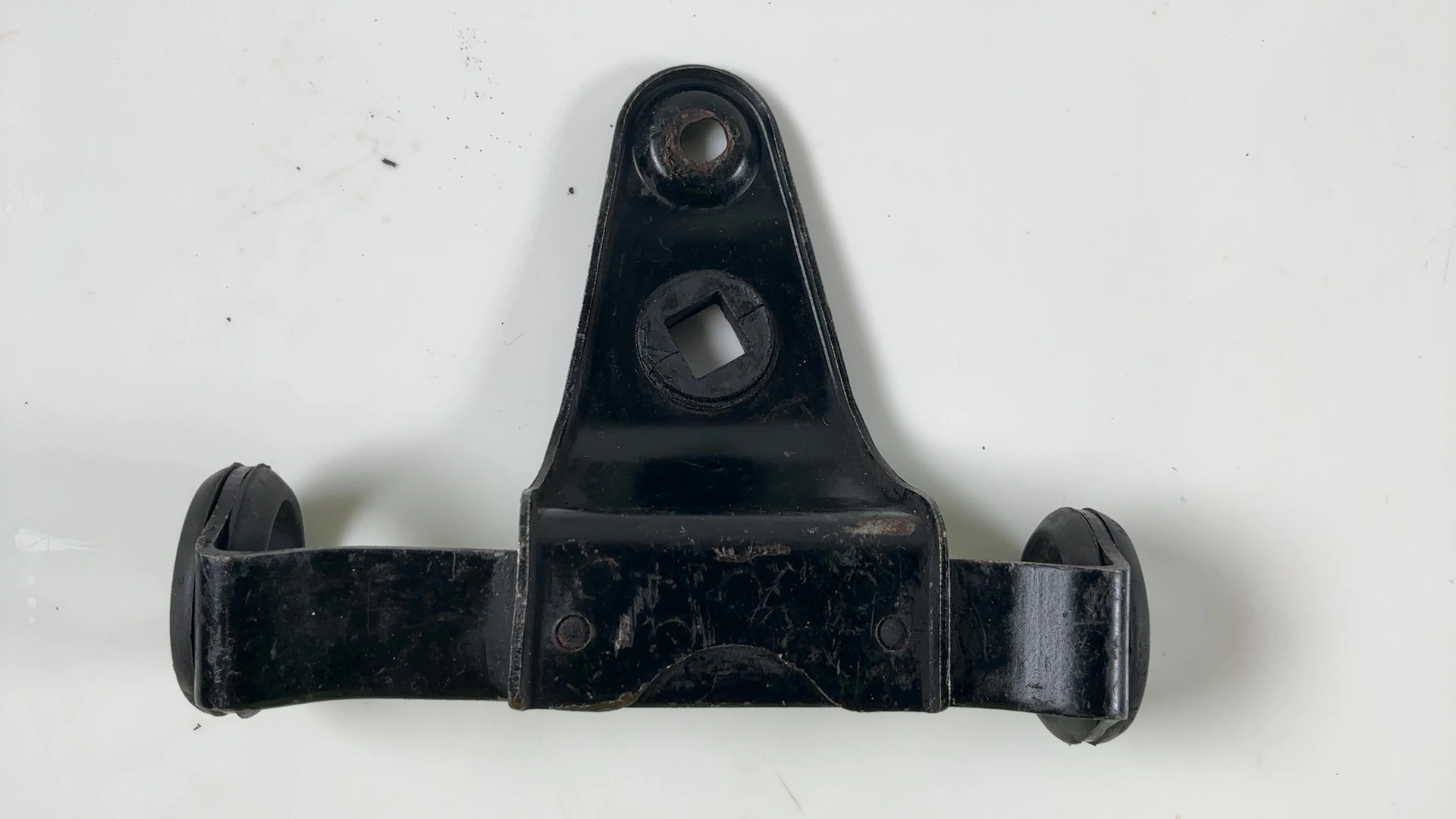 Suzuki GS850G GS850 850cc Lower Headlight Bracket Stay 1979-81 OEM  51530-45100 - Image 7