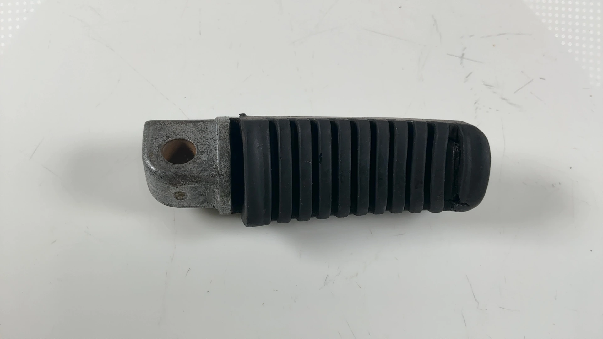 Kawasaki GPZ1000RX ZX1000A 1000CC Right Rear Foot Peg 1986 1987 OEM 34028-1122