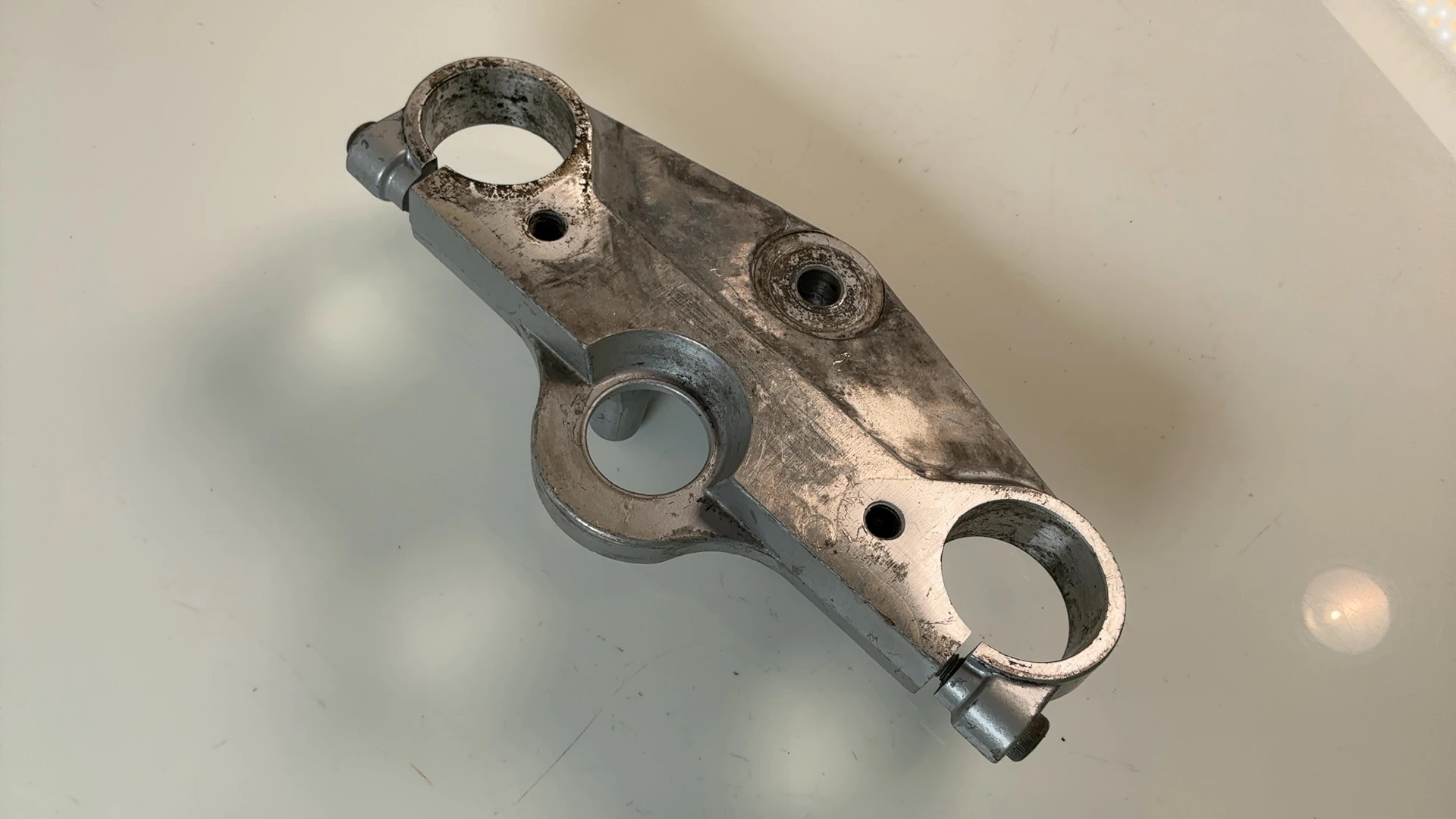 Suzuki Katana GSX600F GN72B 600cc Upper Fork Bridge Yoke 1988-97 OEM 51311-19C20 - Image 6