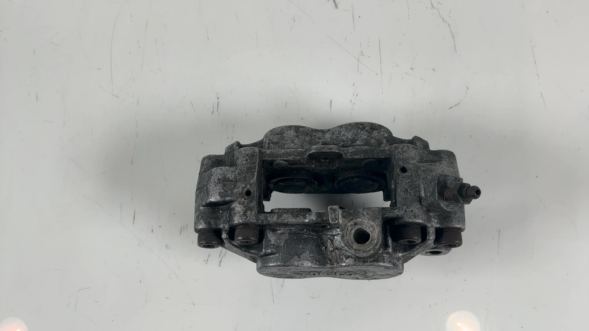 Kawasaki Ninja ZXR750 ZX750L Front Right Brake Caliper 1993-95 OEM 43041-1498-FE - Image 8