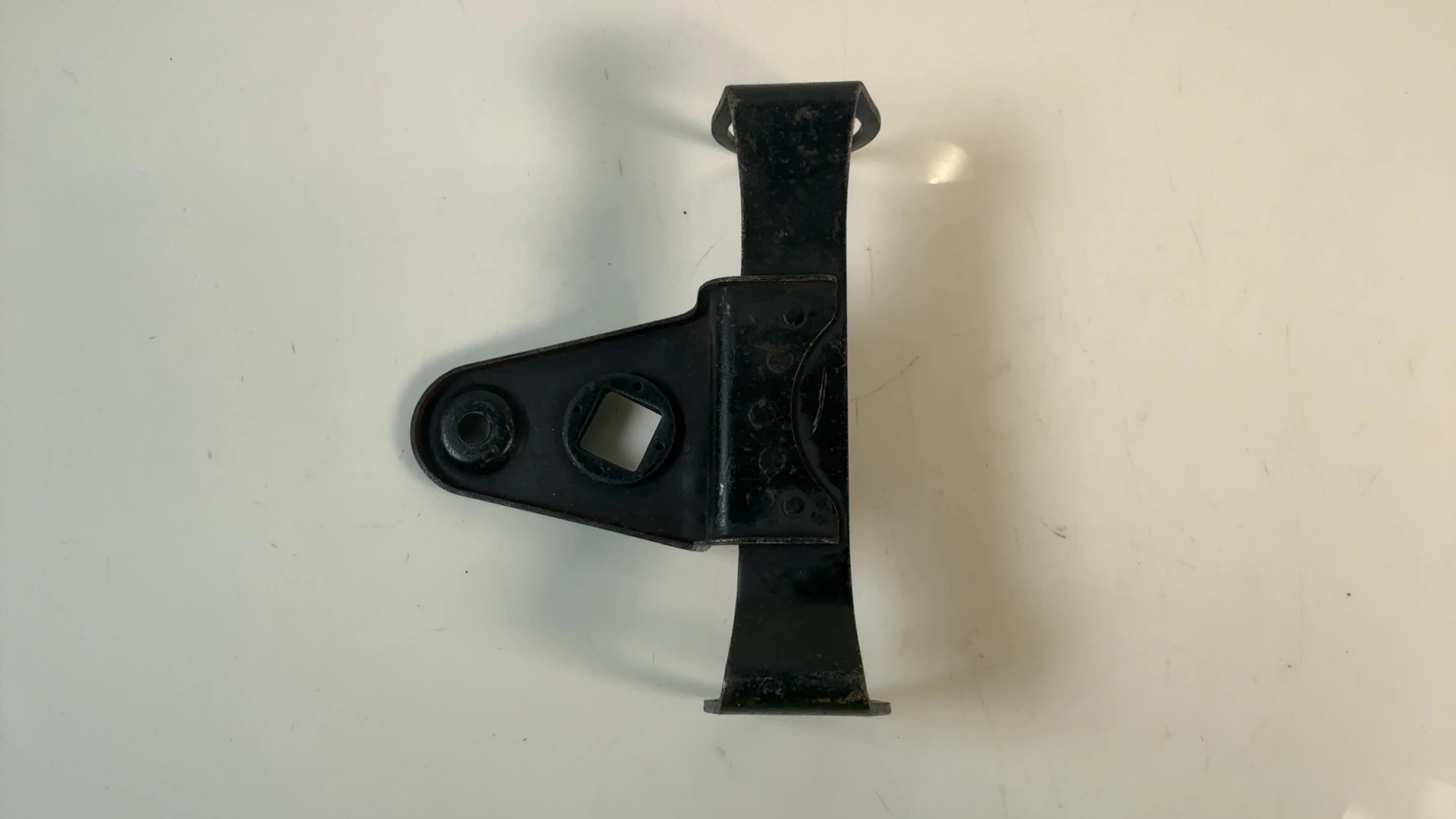 Suzuki GS850G GS850 850cc Headlight Bracket Left 1979-1981 OEM 51540-45100-291 - Image 3