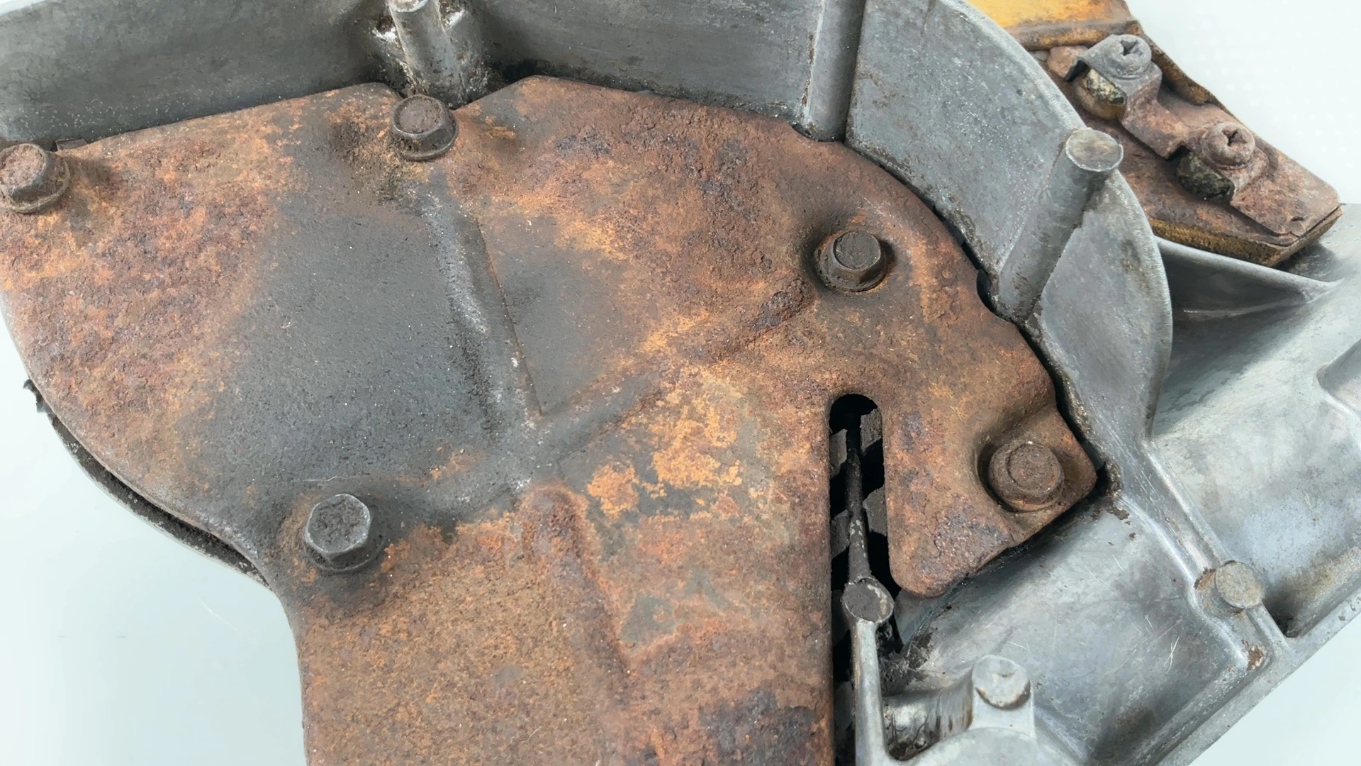 Kawasaki Zephyr 750 ZR750C 750cc Front Sprocket Chain Cover 1990-1999 14026-1201 - Image 9