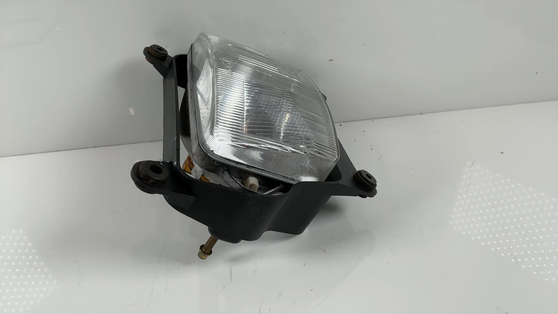 Triumph Trophy 900 1200 4 CC Front Headlight Assembly 1991-1995 OEM T2700480 - Image 12
