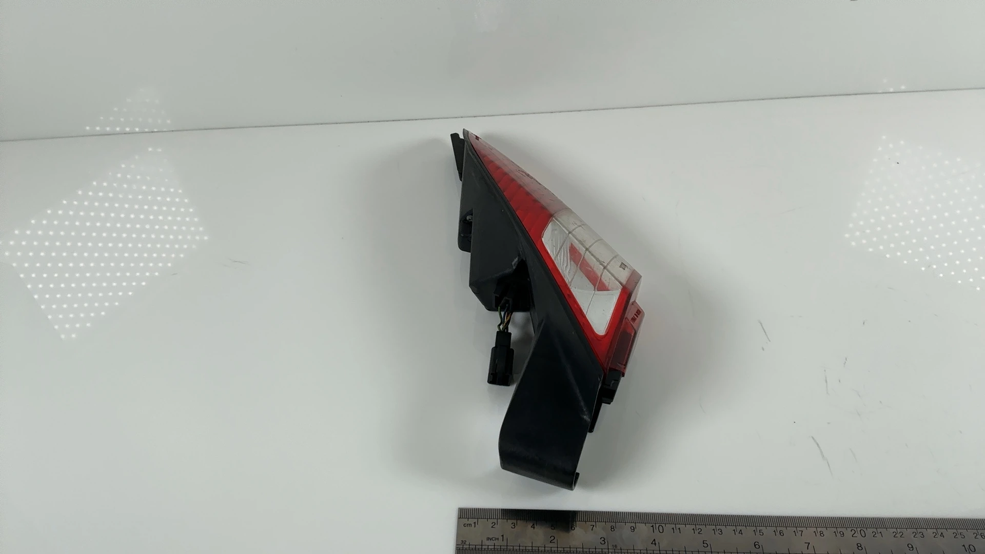 Peugeot Satelis 125 1st Gen Rear Left Tail Light 2006-2012 OEM 766943 - Image 2