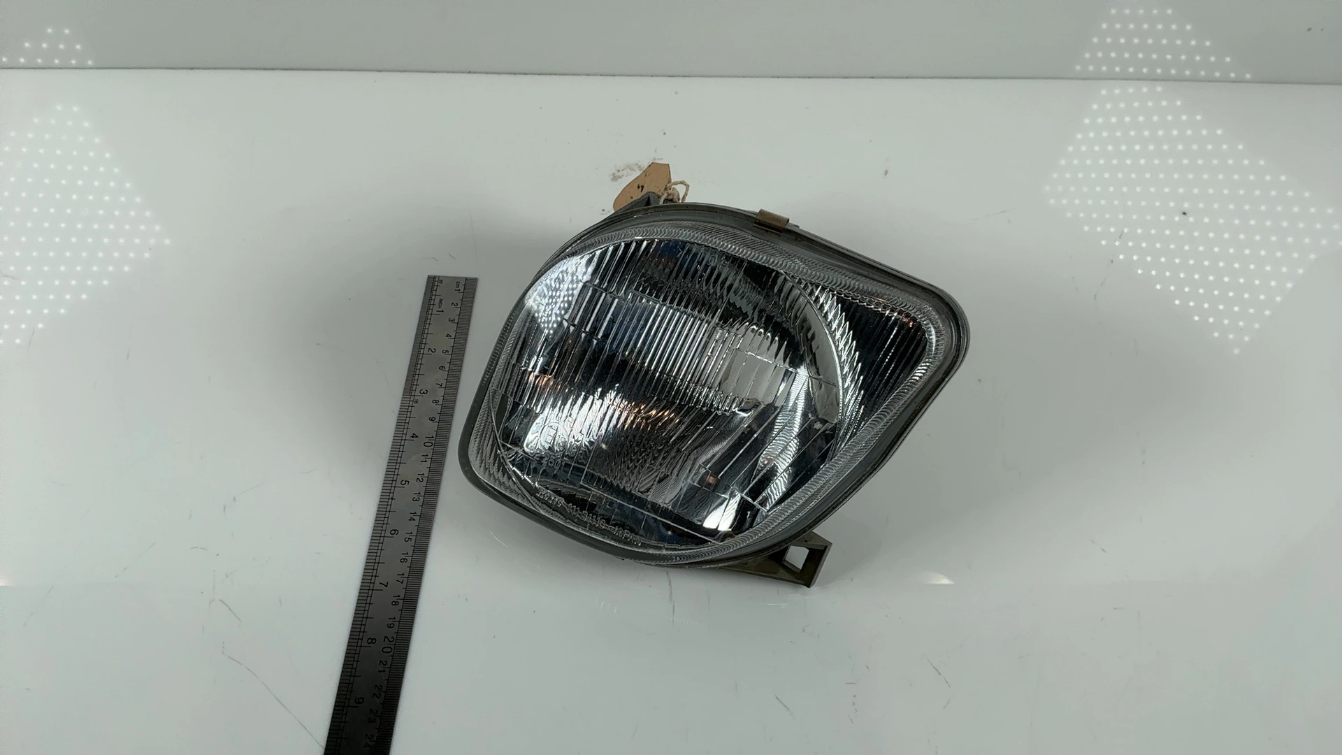 YAMAHA YZF750 R SP 750cc Right Headlight 1993-1998 OEM 4FM-8432A-40 - Image 10