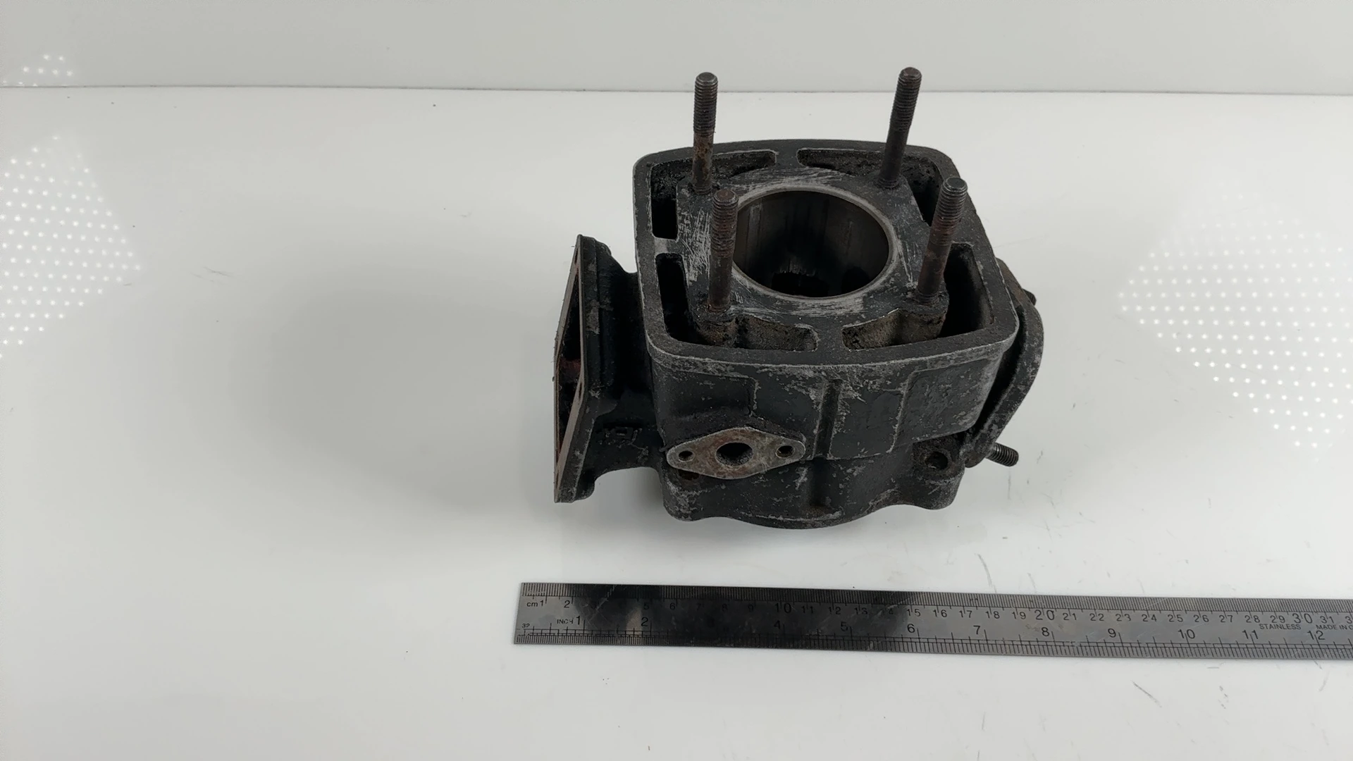Yamaha RD125LC RD125 123cc Cylinder Barrel Jug 1982-1984 OEM 10W-11311-00