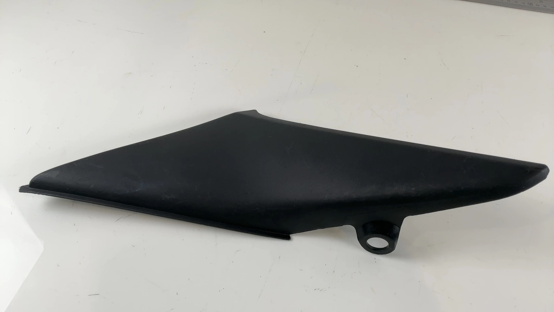 Honda CBR600RR PC37 600cc Right Side Tank Cover 2003 2004 OEM 83600-MEE-000ZA - Image 4