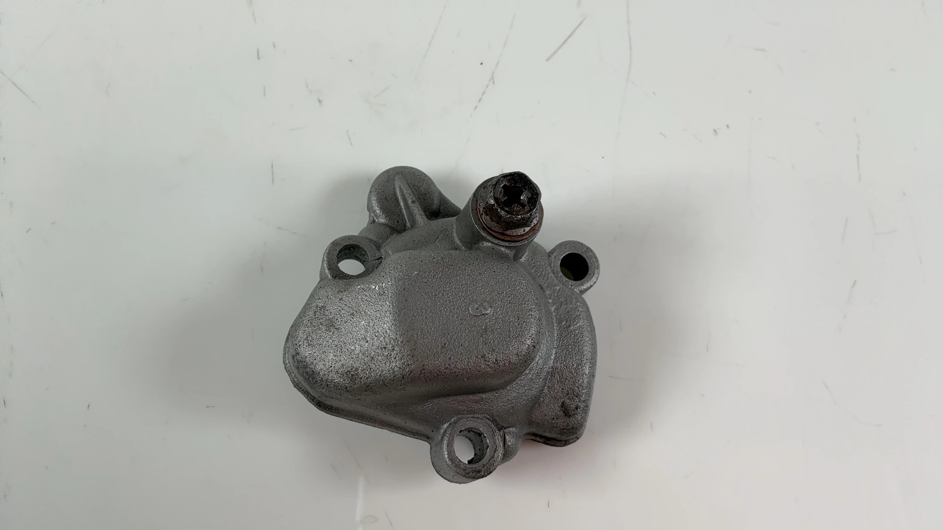 Yamaha DT125LC DT125 125cc Water Pump Cover 1985-1987 OEM 10V-12422-00