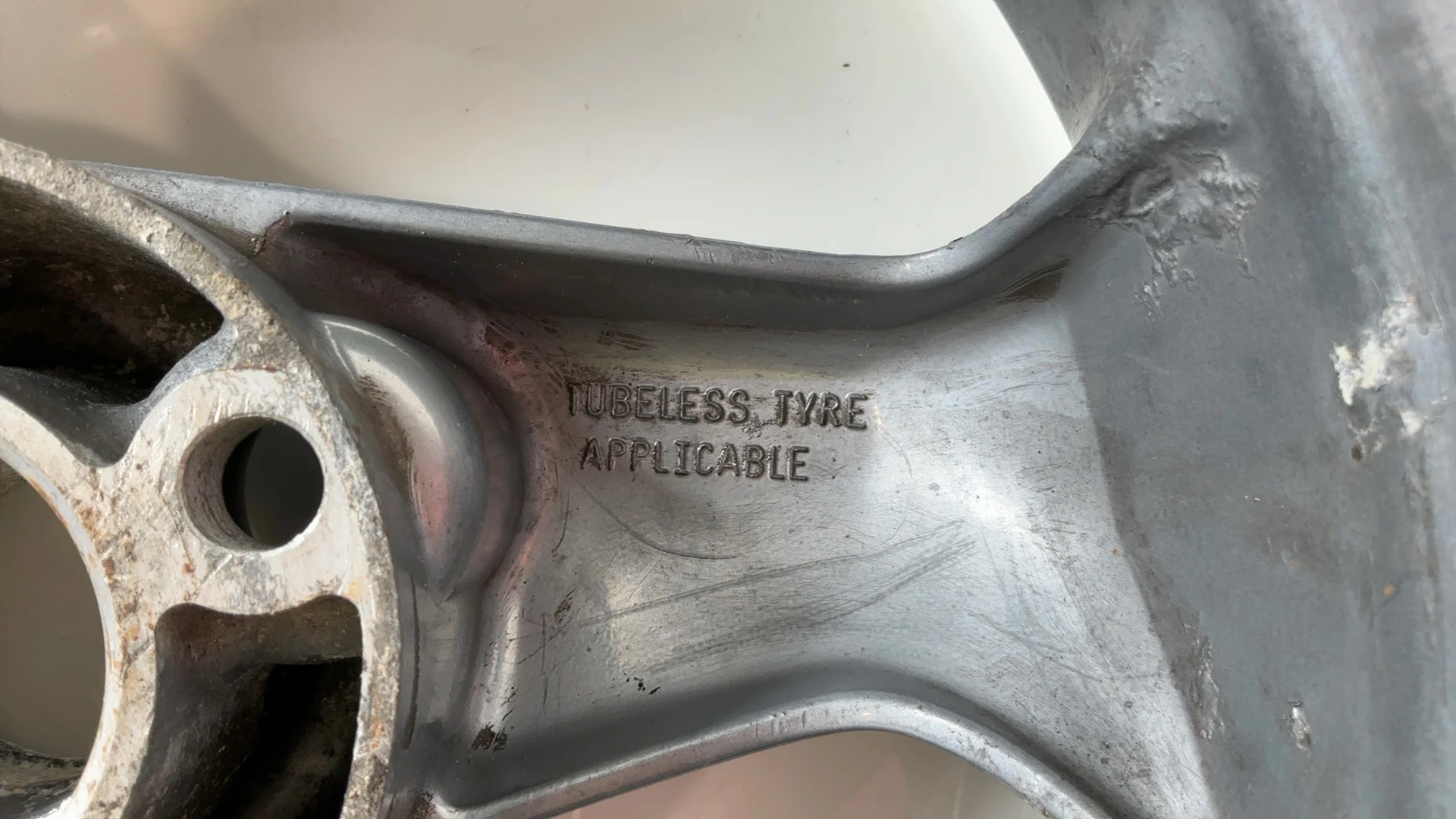 Peugeot Speedfight 1 2 50 Front Wheel Rim 1998 2008 OEM 761844B2 E12xMT3.50H2 - Image 6