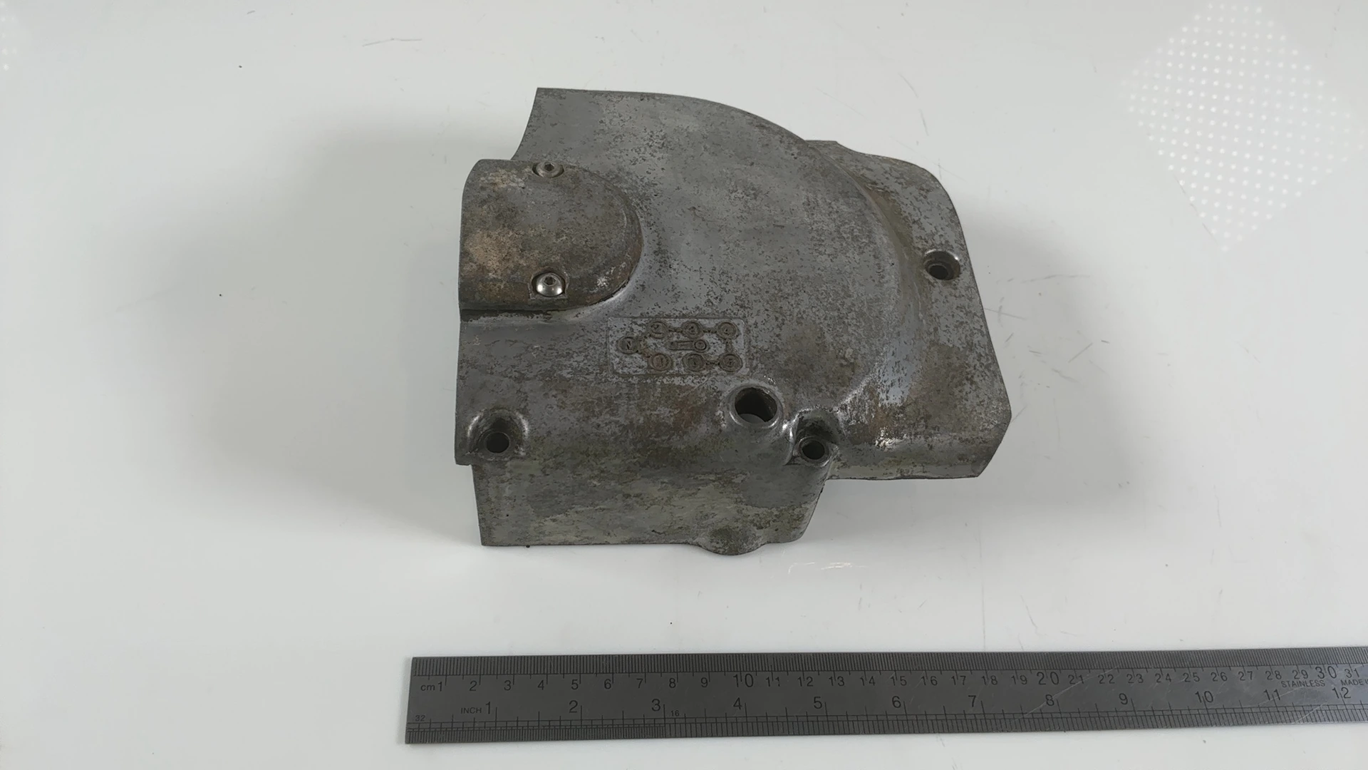 Suzuki GS400 GS400X 400cc Front Sprocket Engine Cover 1976-1979 OEM 11300-44820 - Image 5