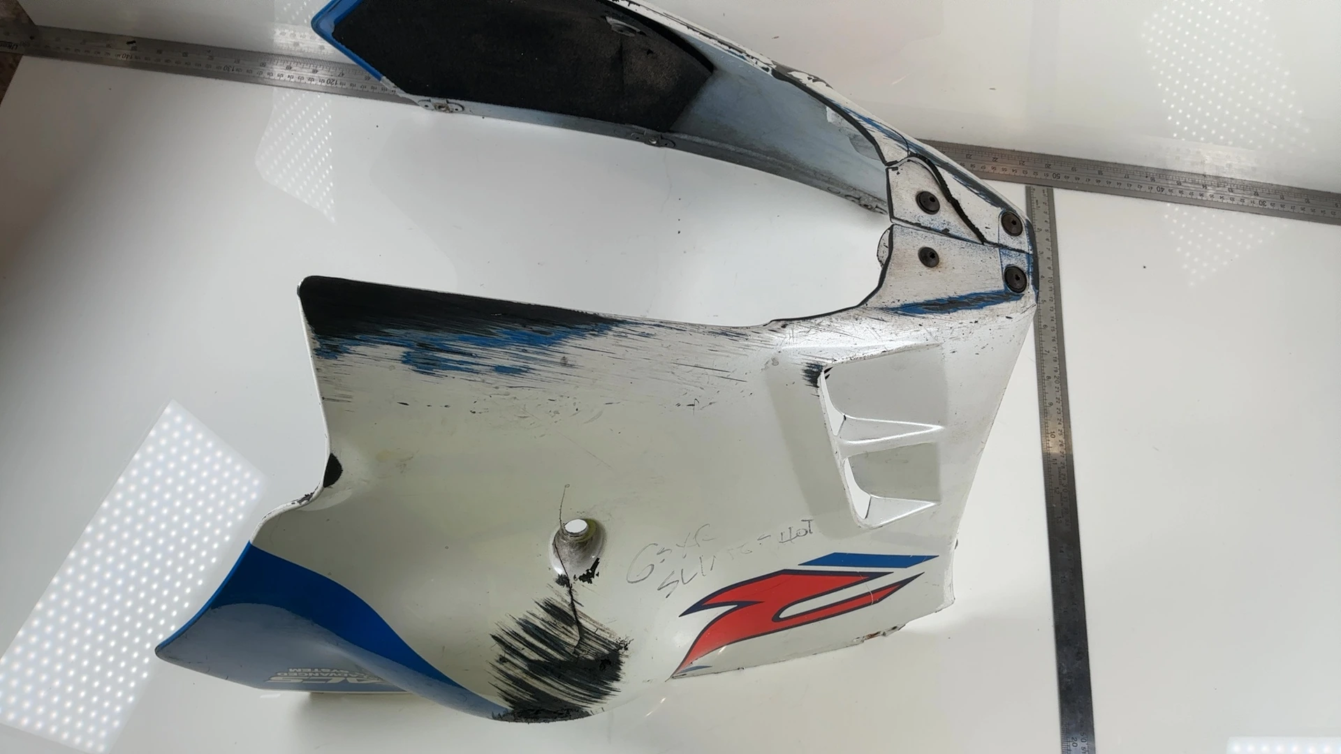 Suzuki GSXR750 GSXR 750 750cc Lower Belly Fairing 1988-1990 OEM 94471-17C0