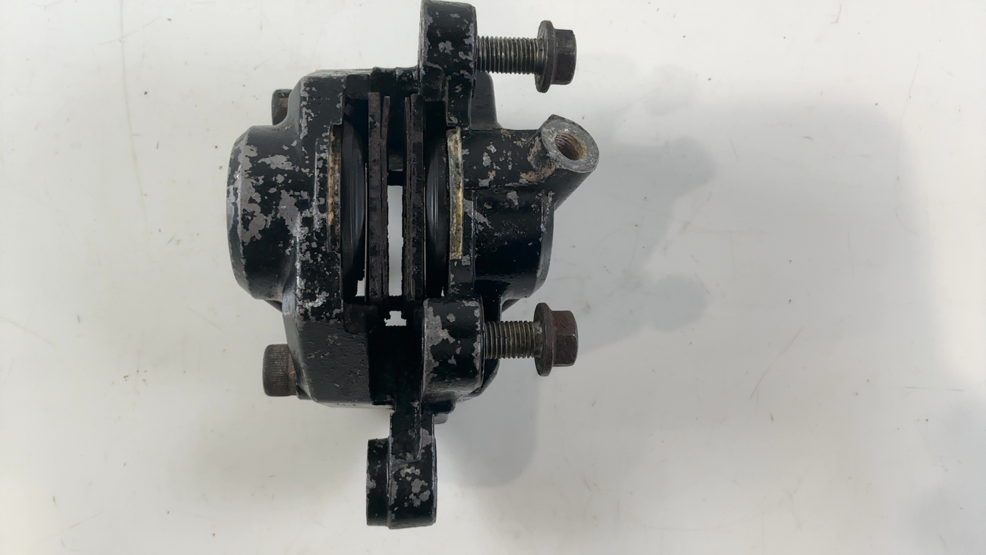 Suzuki Madura GV1200 1200 Rear Brake Caliper 1985 1986 OEM 69100-05A02 - Image 9