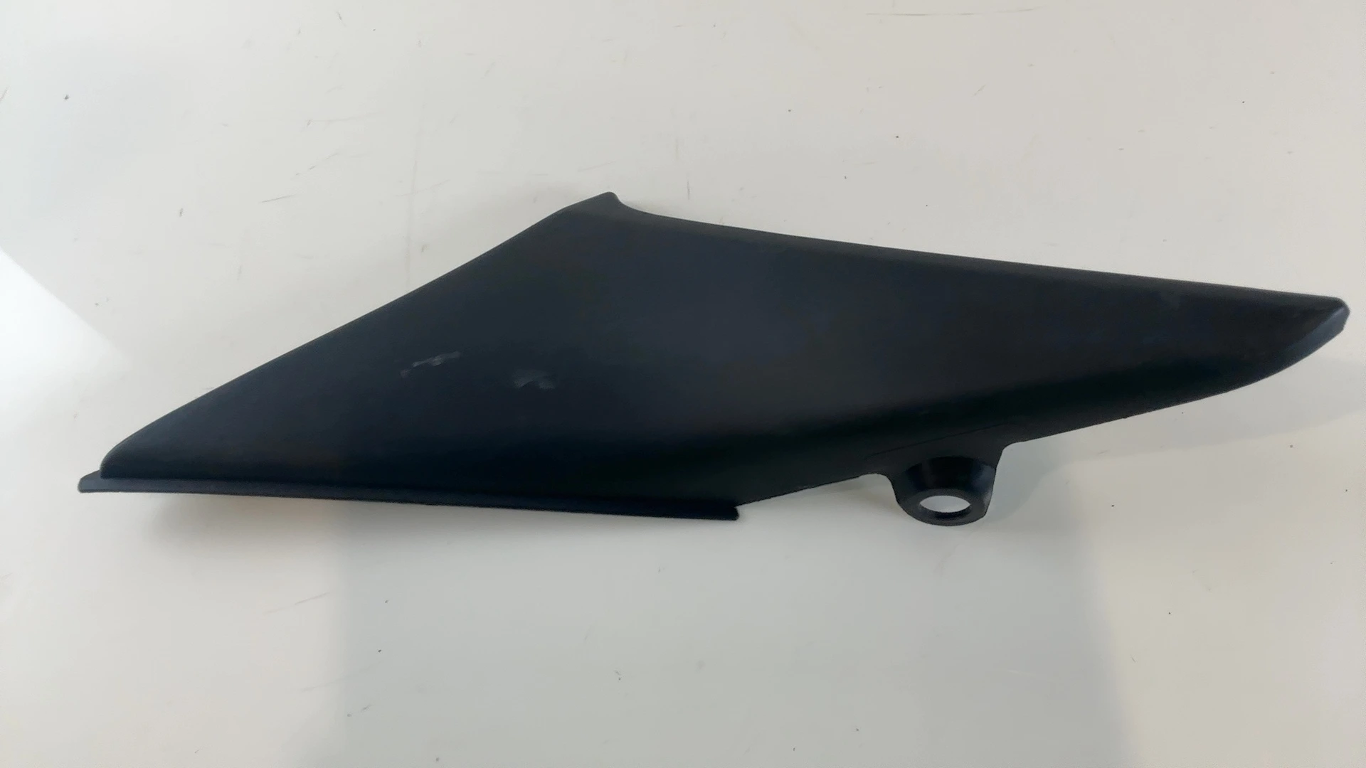 Honda CBR600RR PC37 600cc Right Side Tank Cover 2003 2004 OEM 83600-MEE-000ZA