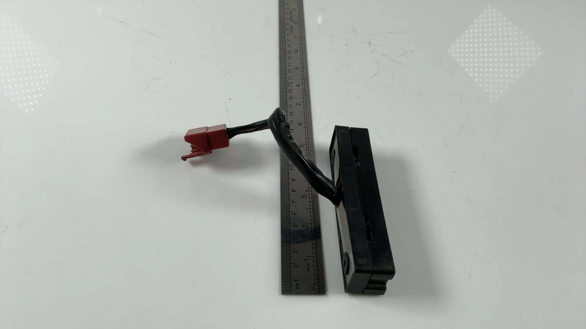 Honda VF750 Sabre Interceptor 750cc Fuse Box 1983-1985 OEM 38200-MB0-005 - Image 4