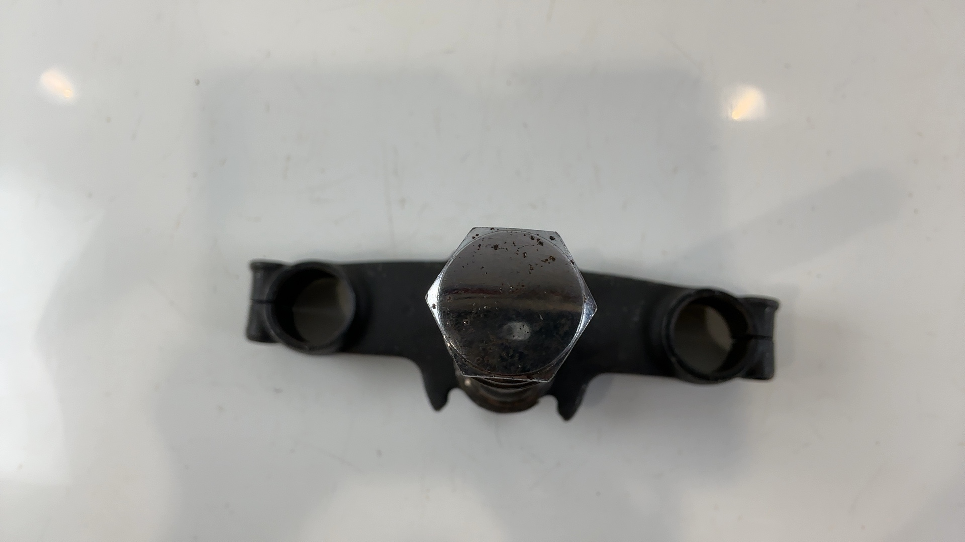 Kawasaki KZ650 Custom F1 650 Lower Fork Bridge 1980 OEM 44037-1025 - Image 6