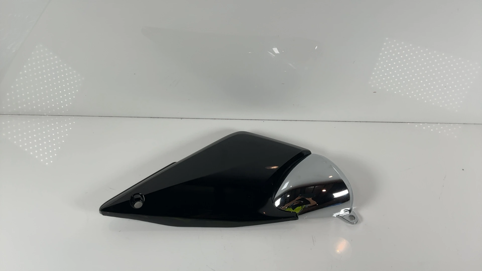 Suzuki Bandit GSF600 Left Side Cowl Cover Panel 2000-2004 OEM 47210-31F01-019 - Image 2