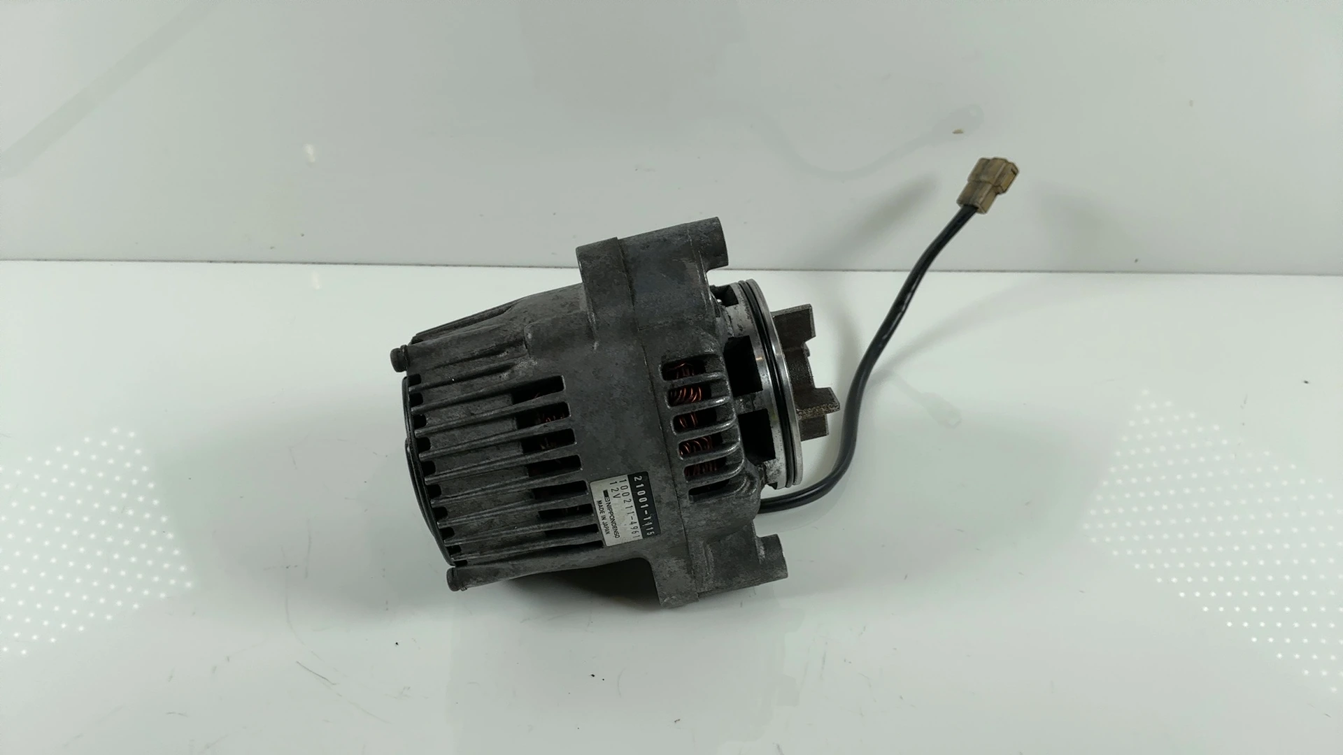 Kawasaki Ninja ZX7R ZX750 749cc Alternator 1991-2003 OEM 21001-1115