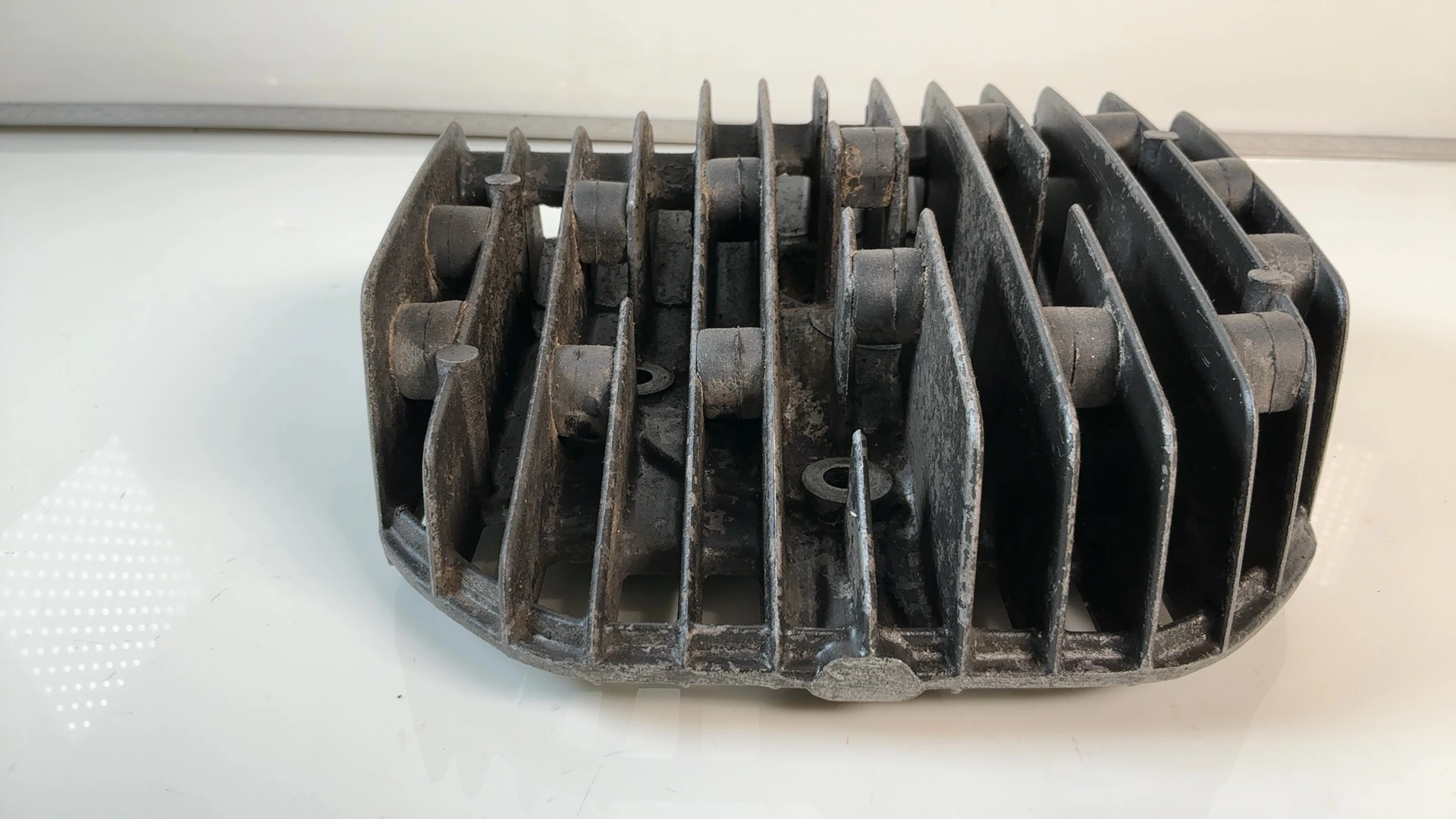 Kawasaki KE175 KE175D 175cc Cylinder Head 1980-1982 OEM 11001-1034 - Image 3