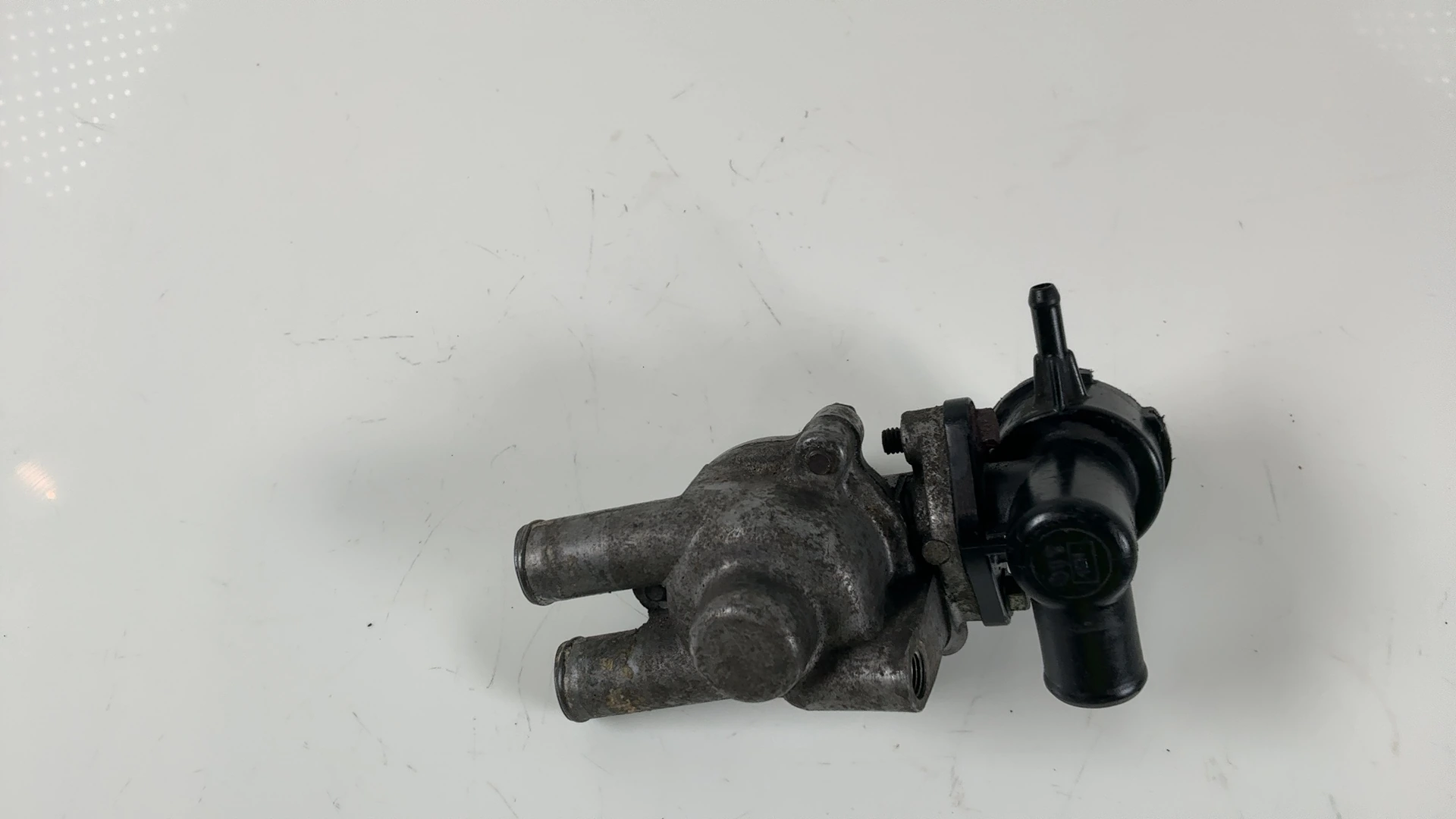 Kawasaki KLE 500 KLE500A 500cc Thermostat Housing 1991-1998 OEM 16160-1170 - Image 1