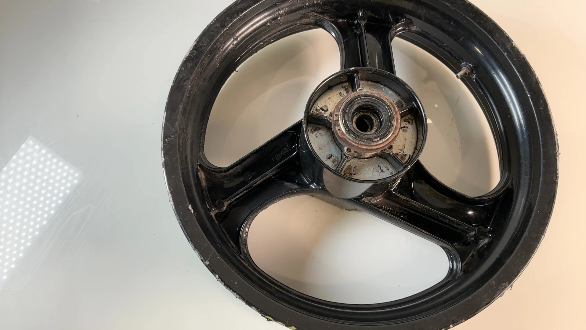 APRILIA RS 125 125CC REAR WHEEL RIM 1995-1998 OEM AP8125950 GRIMECA - Image 2