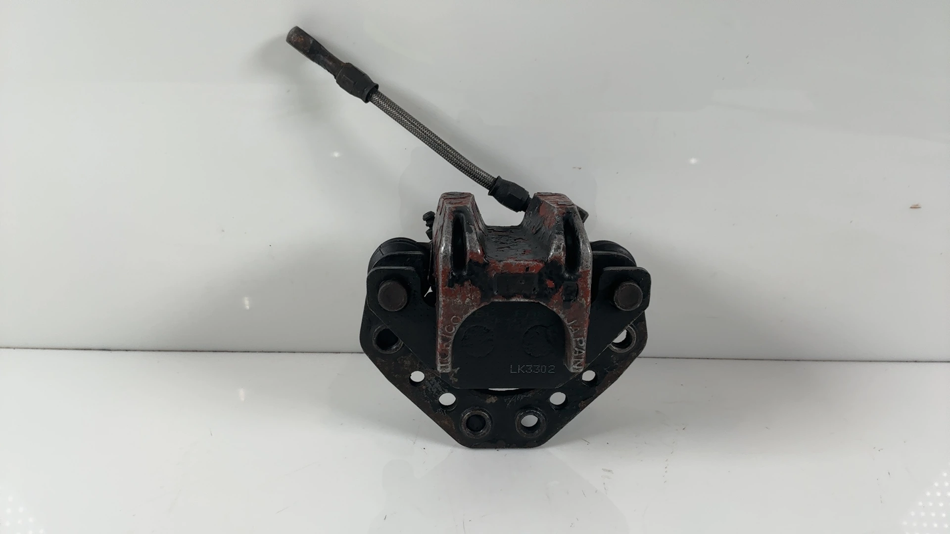 Kawasaki Voyager ZN1300A 1300 Front Right Brake Caliper 1983-1985 OEM 43041-1095 - Image 2
