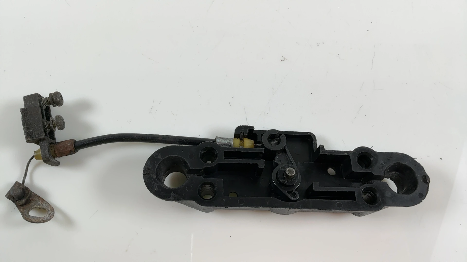 Suzuki Freewind XF650 Seat Lock Catch Latch Mechanism 1997-2003 OEM 95700-10834 - Image 2